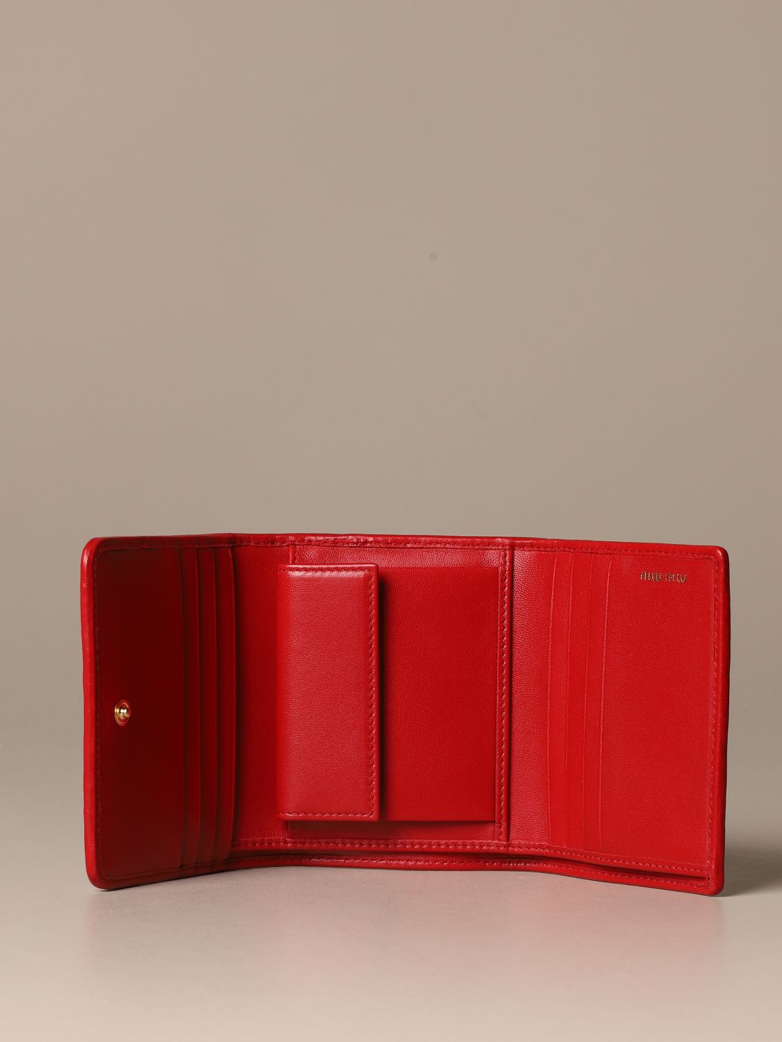 miu miu red wallet