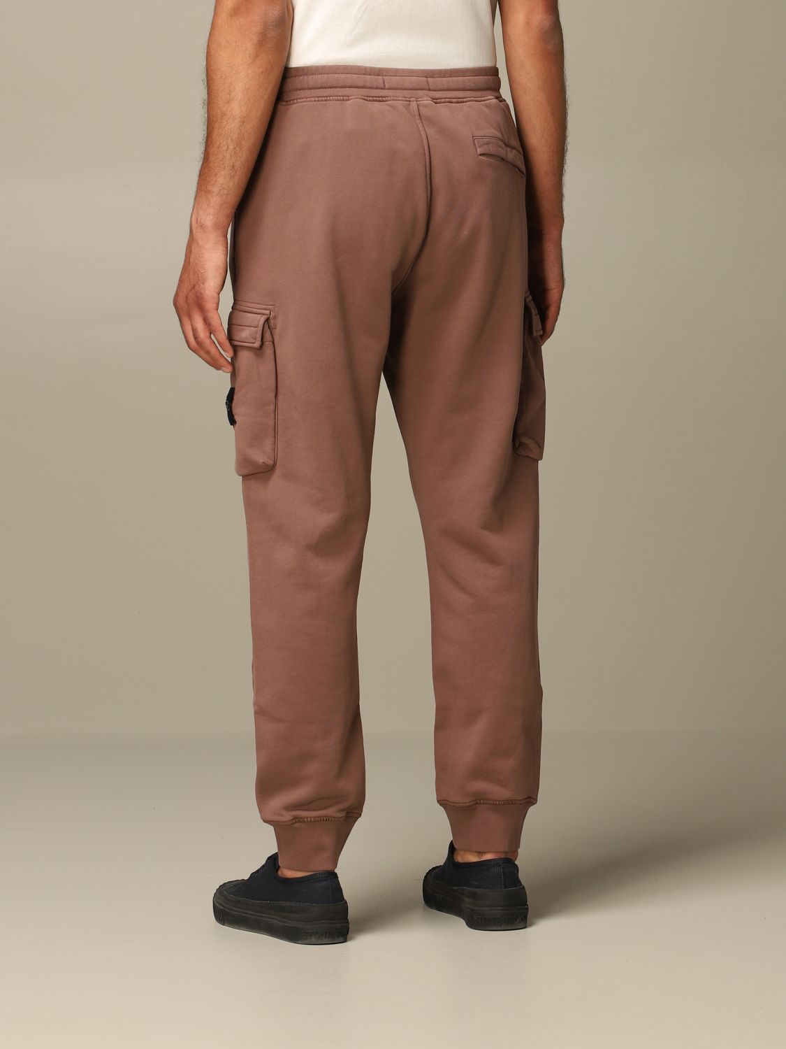 STONE ISLAND: Pantalone jogging con tasche a toppe - Marrone | Pantalone  Stone Island MO721563251 GIGLIO.COM