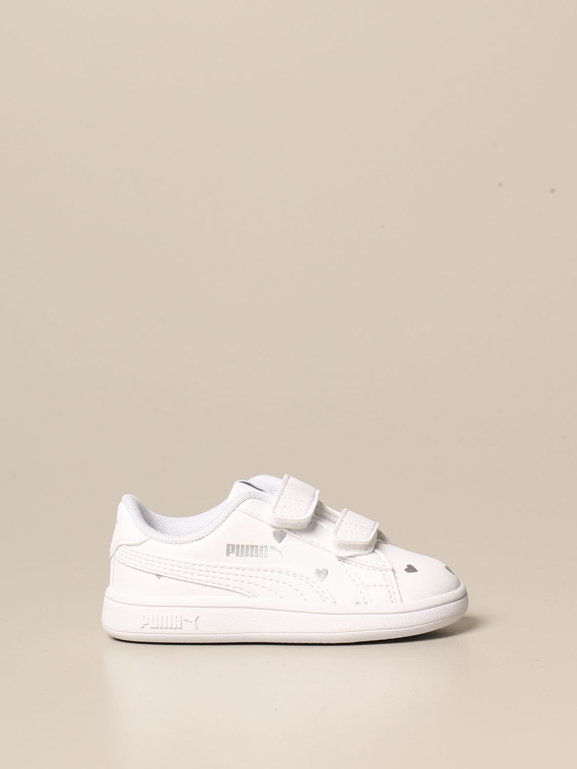 kids white puma shoes