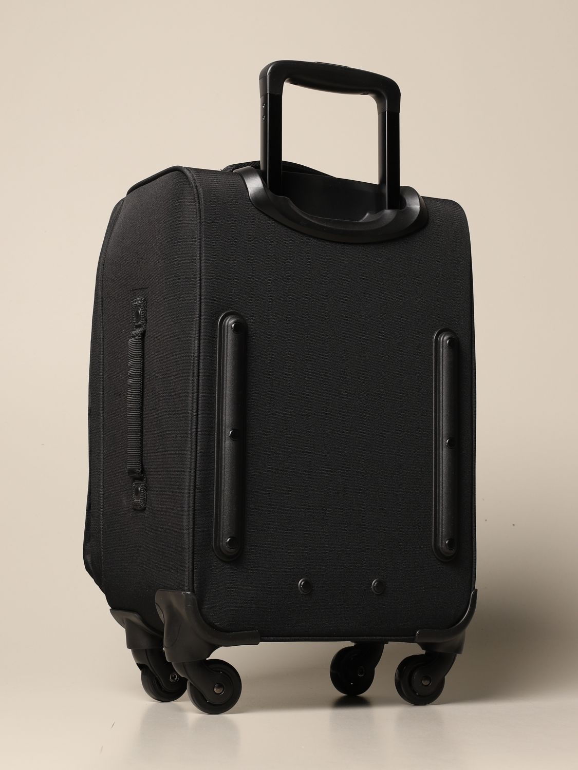 eastpak suitcase