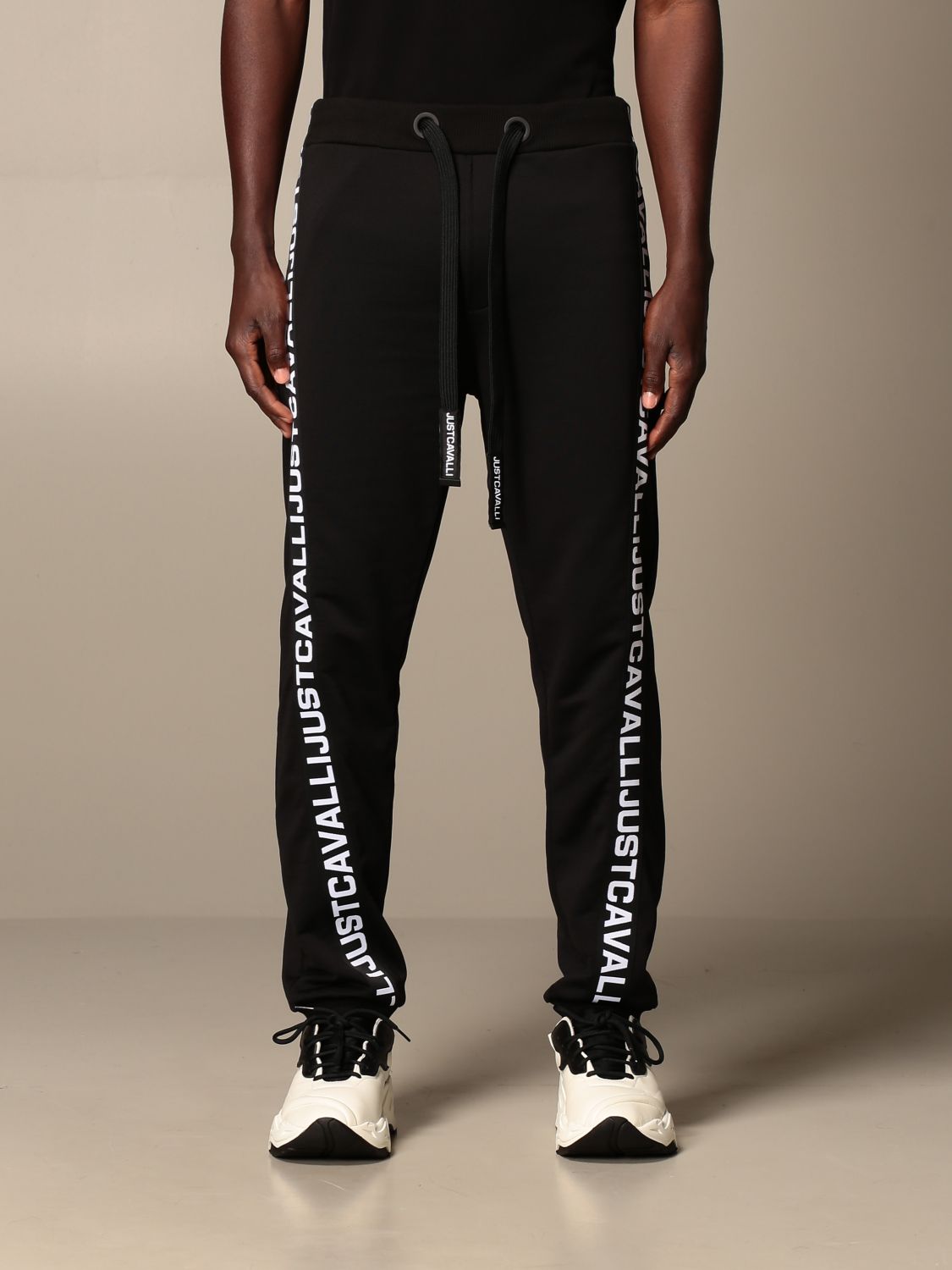 jogging trousers