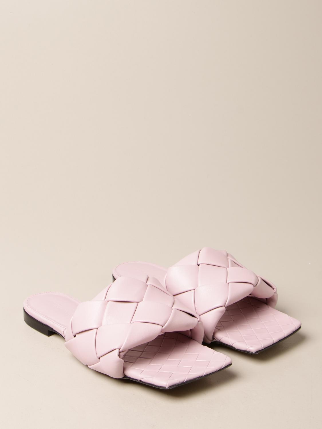 bv board flat sandals