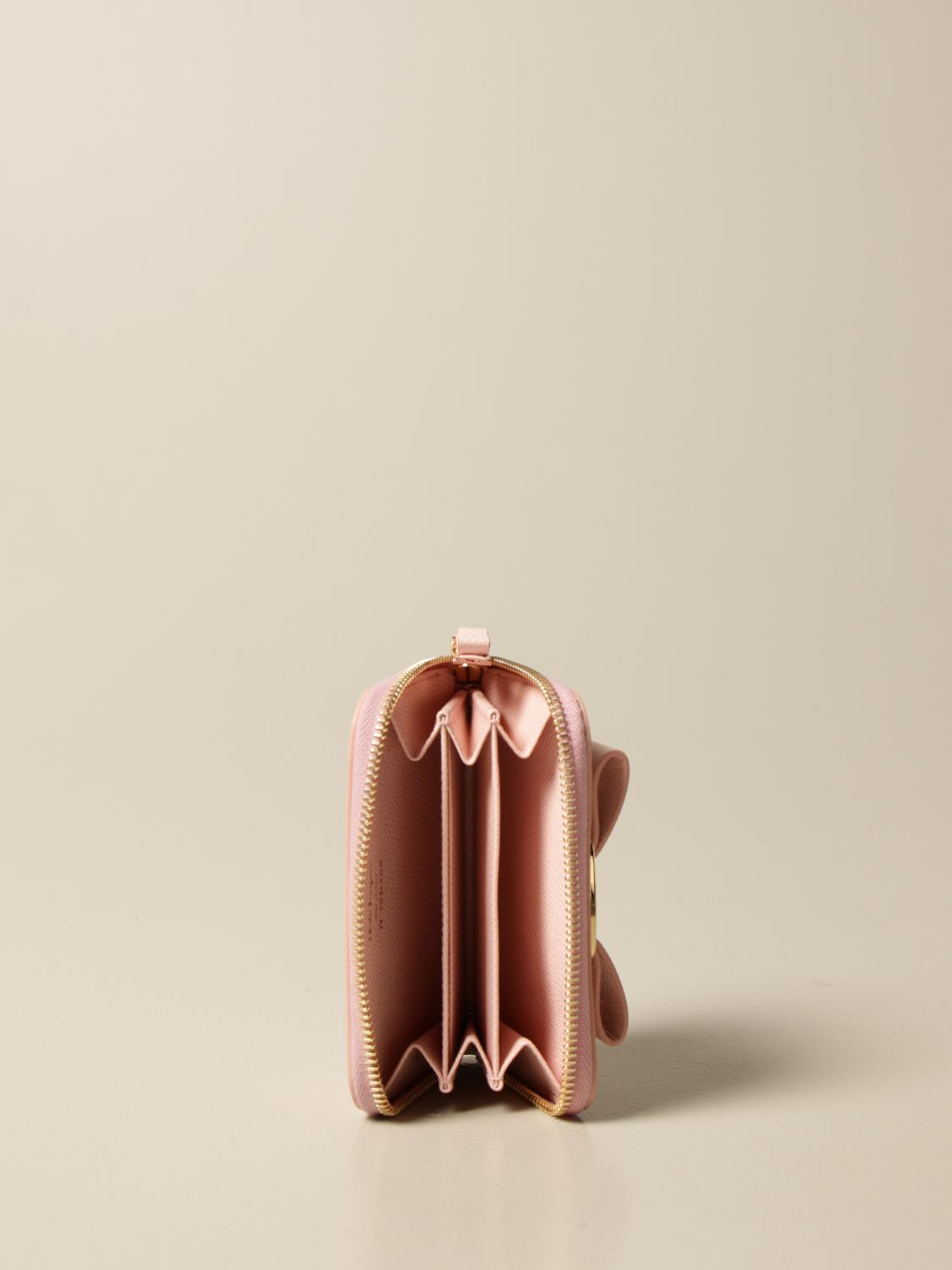 ferragamo vara blush
