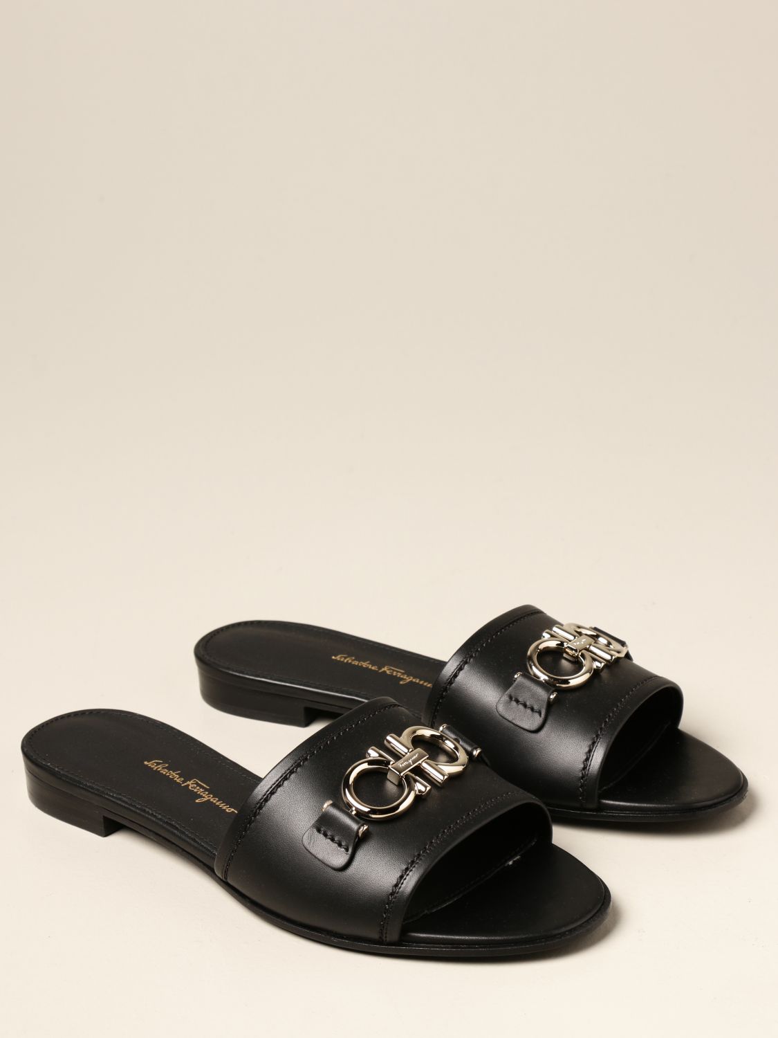 Flat sandals Salvatore Ferragamo: Salvatore Ferragamo Slide Gancini sandal in leather black 2