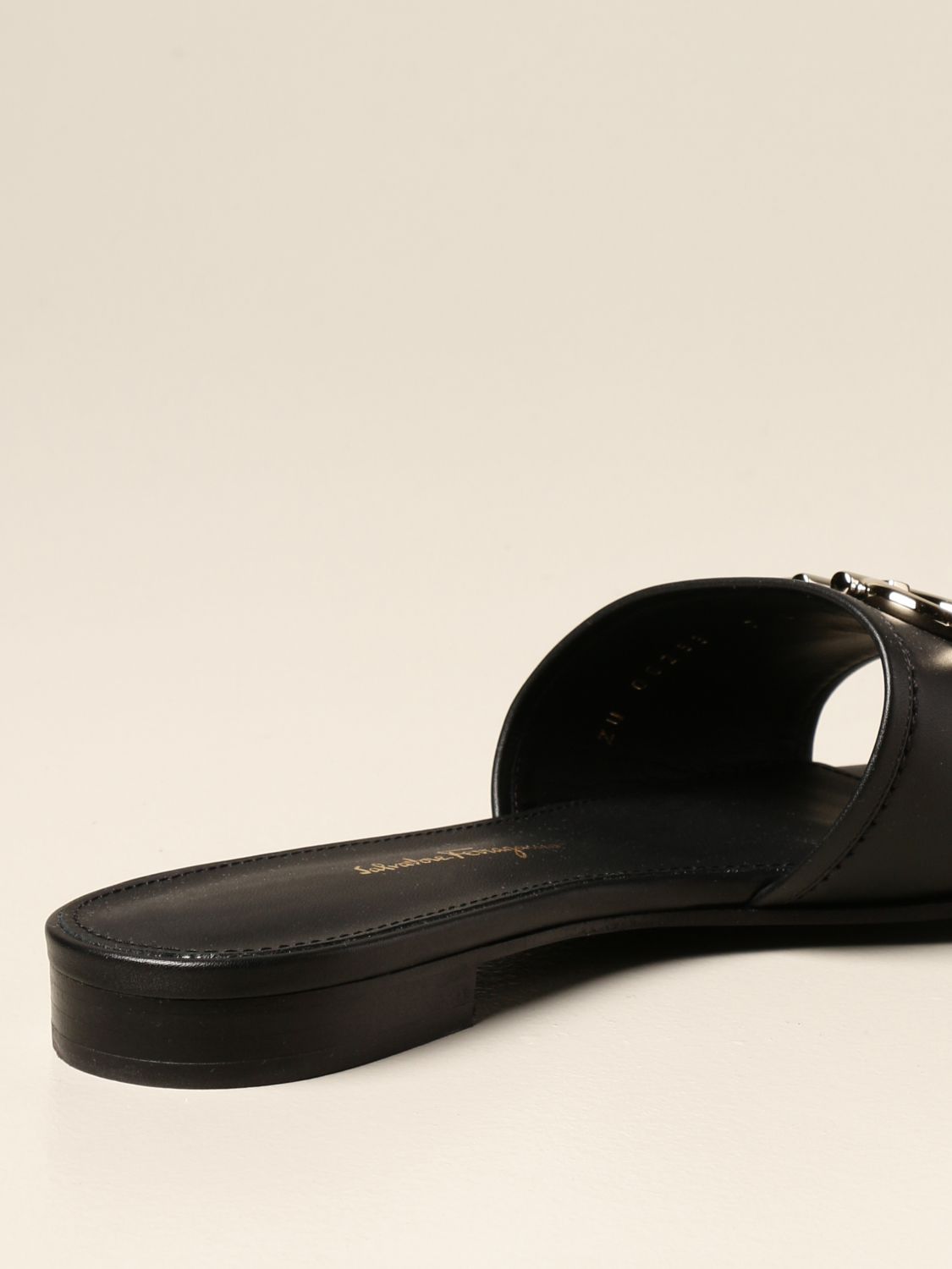 Flat sandals Salvatore Ferragamo: Salvatore Ferragamo Slide Gancini sandal in leather black 3