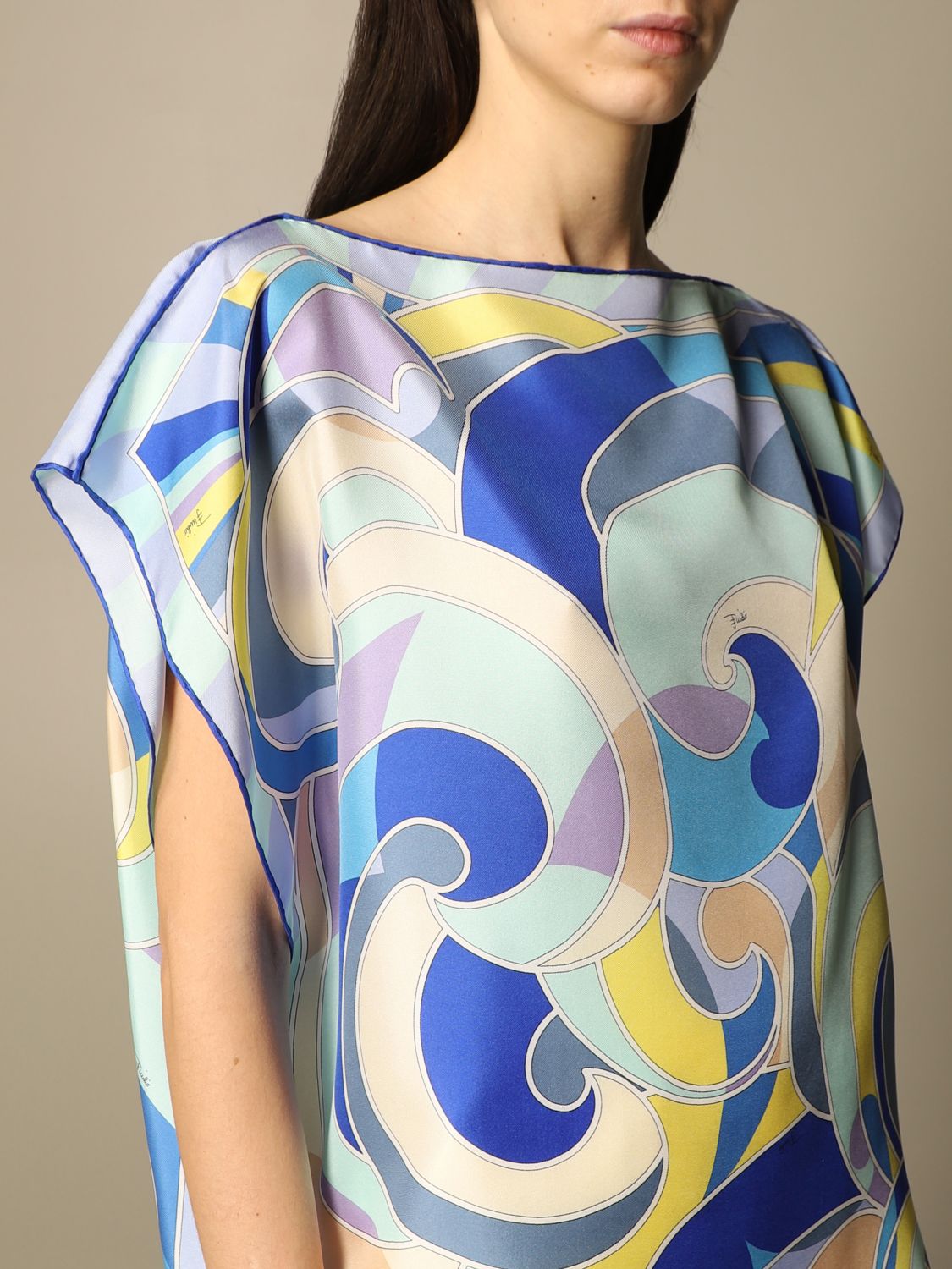Emilio Pucci Printed retro foulard Multiple colors Silk ref.115668