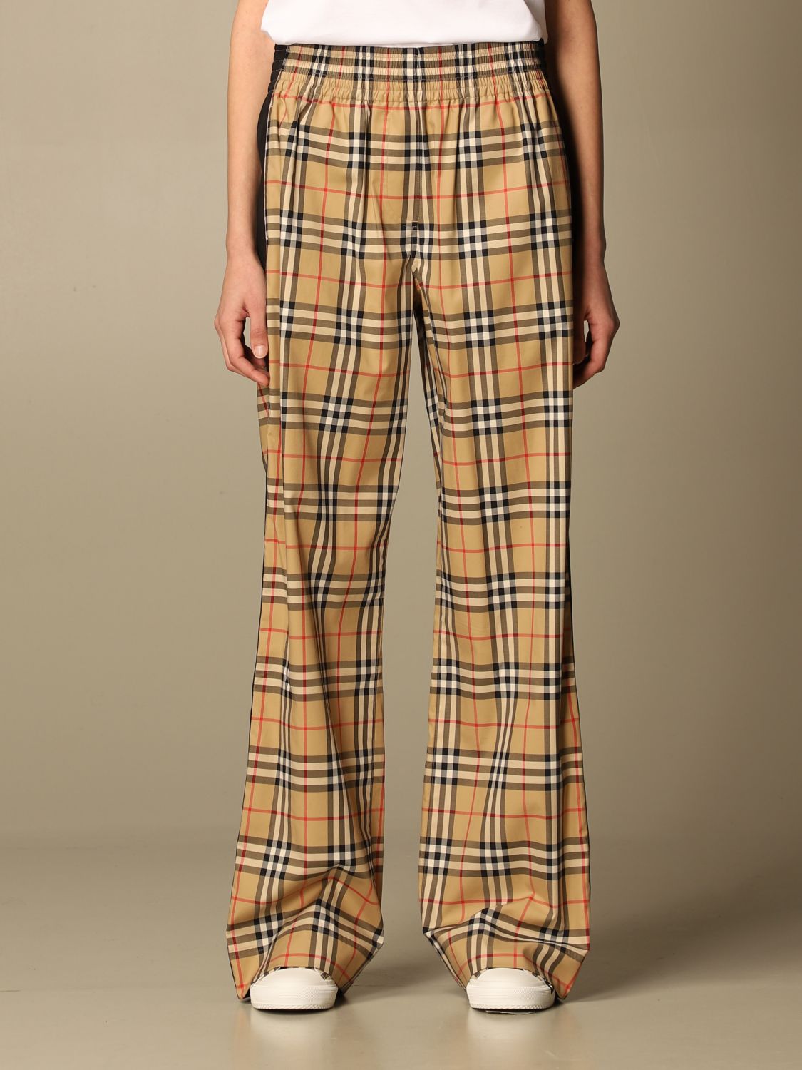 BURBERRY: jogging trousers in stretch check cotton - Beige | Burberry pants  8040597 online on 
