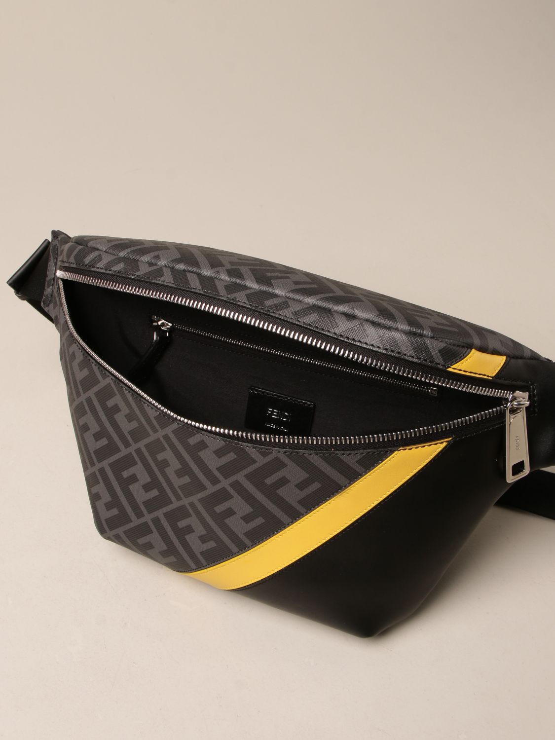 forestille Ingeniører grammatik FENDI: belt bag in FF canvas and leather | Belt Bag Fendi Men Black | Belt  Bag Fendi 7VA434 A9XS GIGLIO.COM