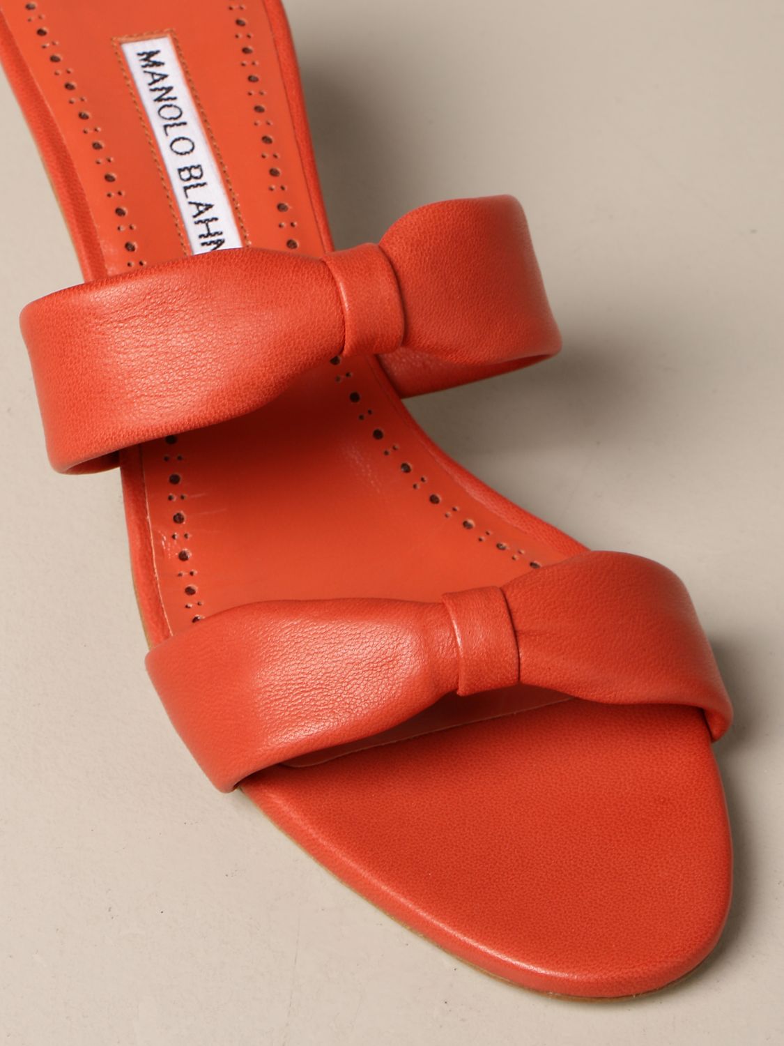 Туфли на каблуке Manolo Blahnik: Обувь Женское Manolo Blahnik оранжевый 4