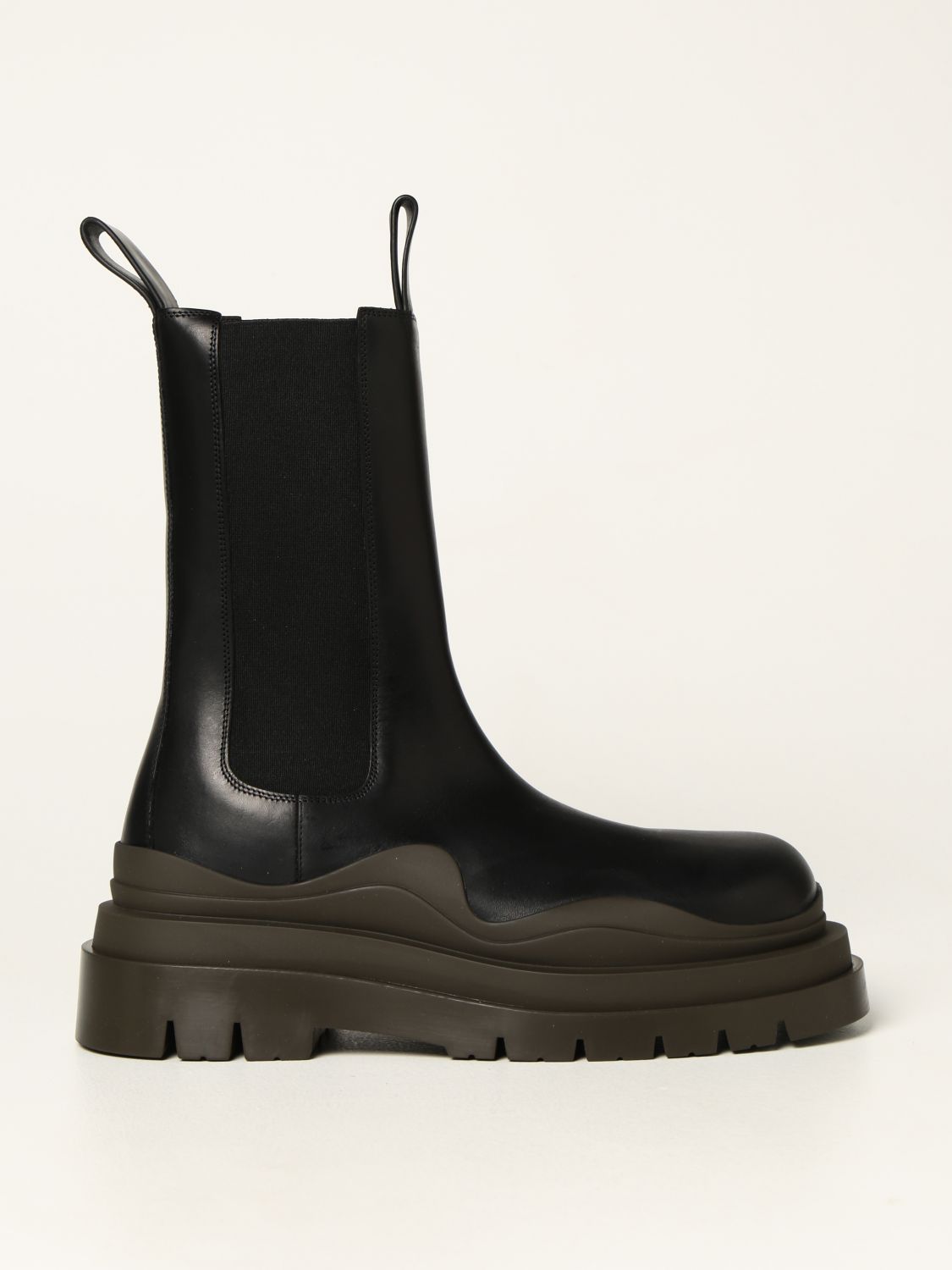 Bottega Veneta Tire Boots In Calfskin In Black | ModeSens