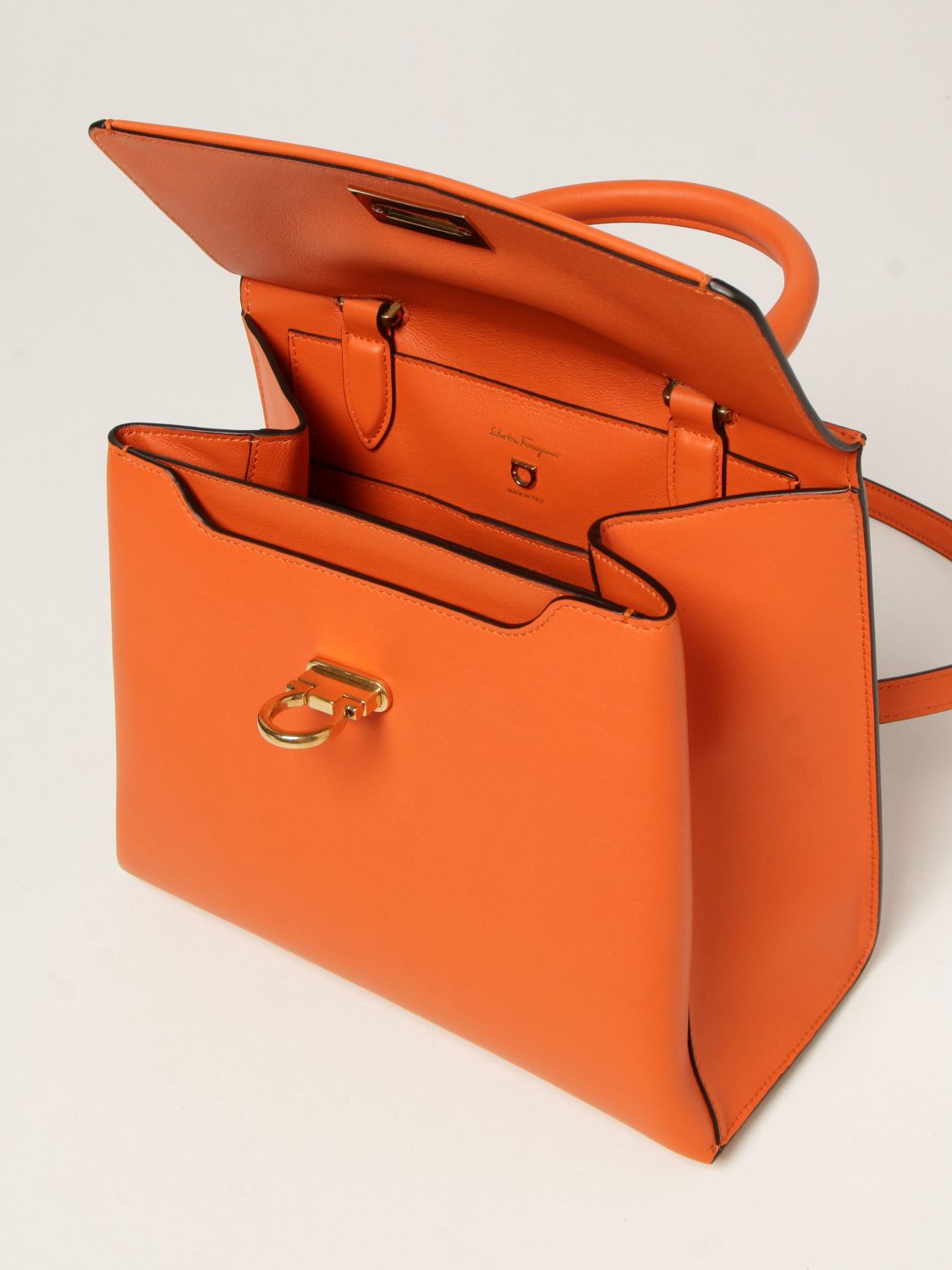 Handbag Salvatore Ferragamo: Salvatore Ferragamo Satsuma leather handbag orange 5