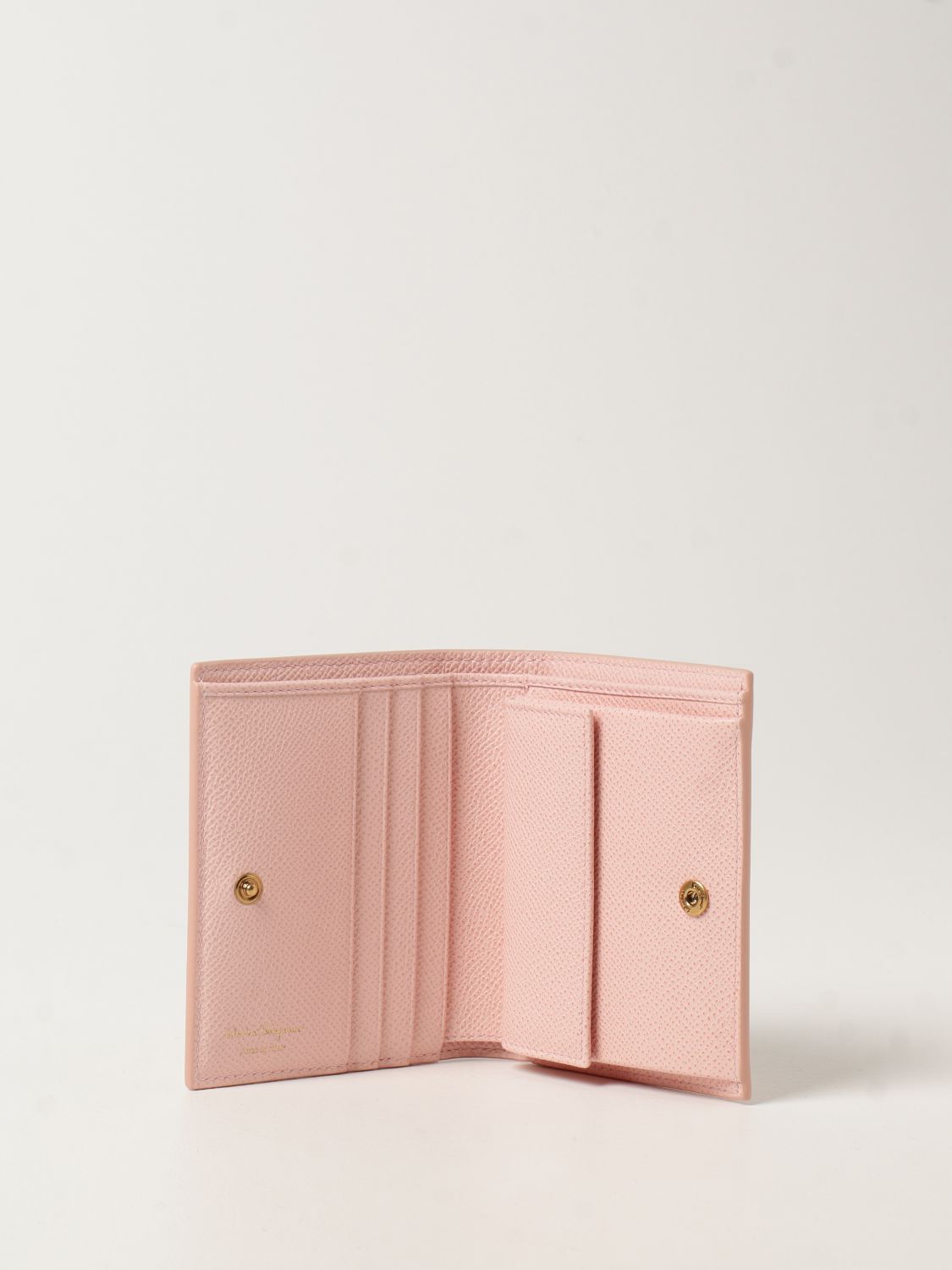 Wallet Salvatore Ferragamo: Salvatore Ferragamo Gancini wallet in grained leather pink 2