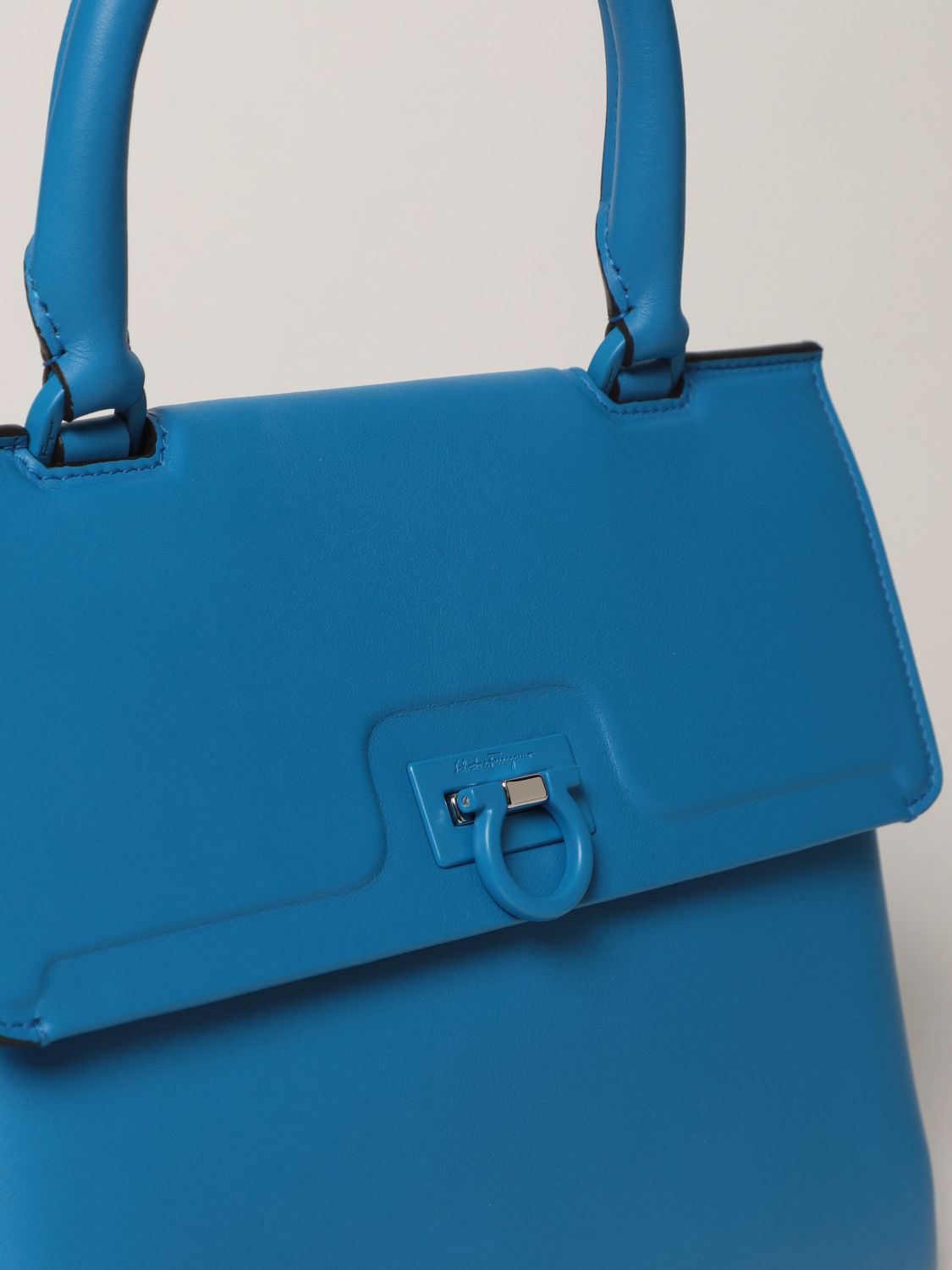 Handbag Salvatore Ferragamo: Salvatore Ferragamo Trifolio handbag in leather royal blue 4