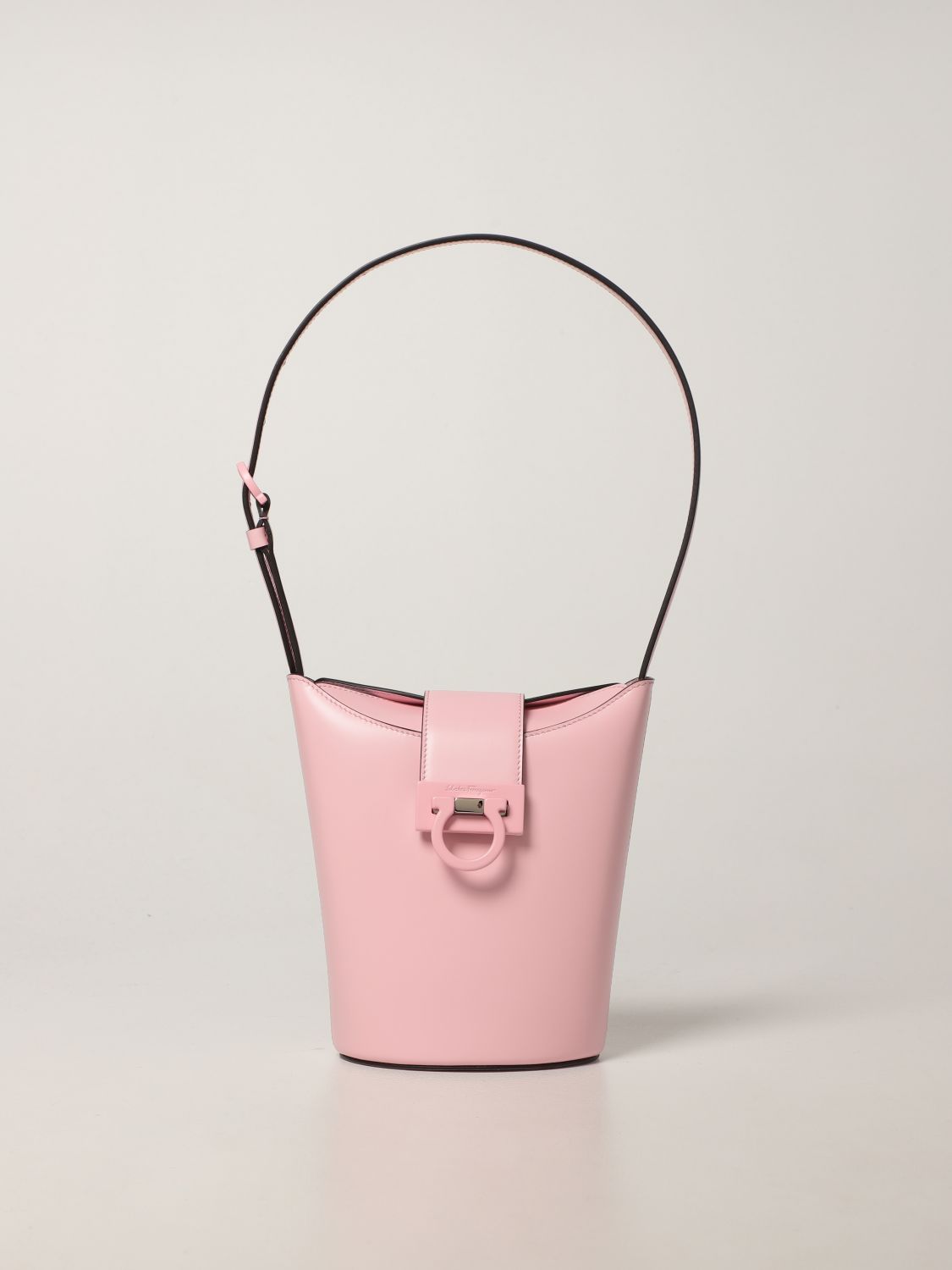 Мини-сумка Salvatore Ferragamo: Наплечная сумка Женское Salvatore Ferragamo розовый 1