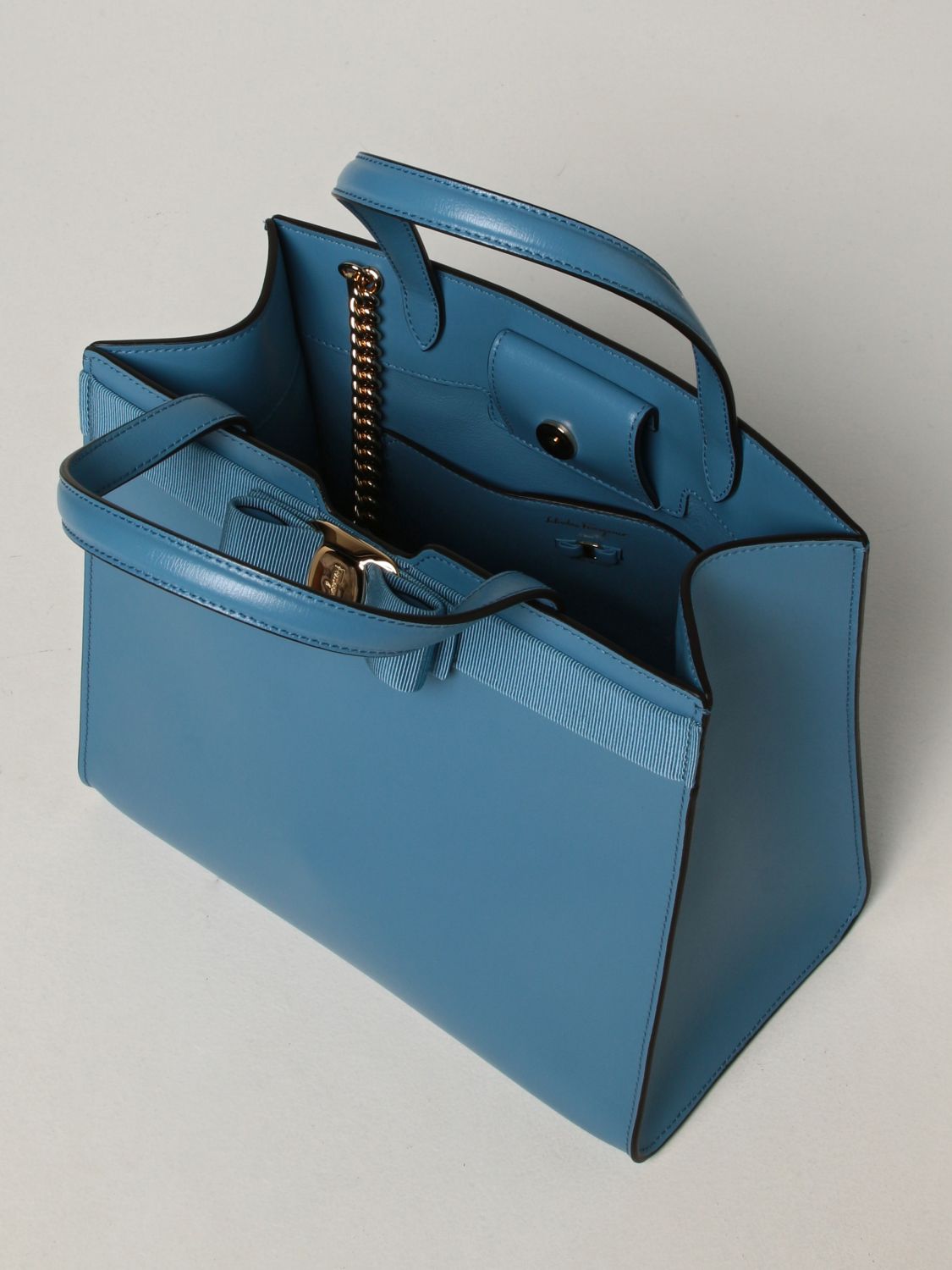 Handbag Salvatore Ferragamo: Salvatore Ferragamo Vara leather handbag sky blue 5
