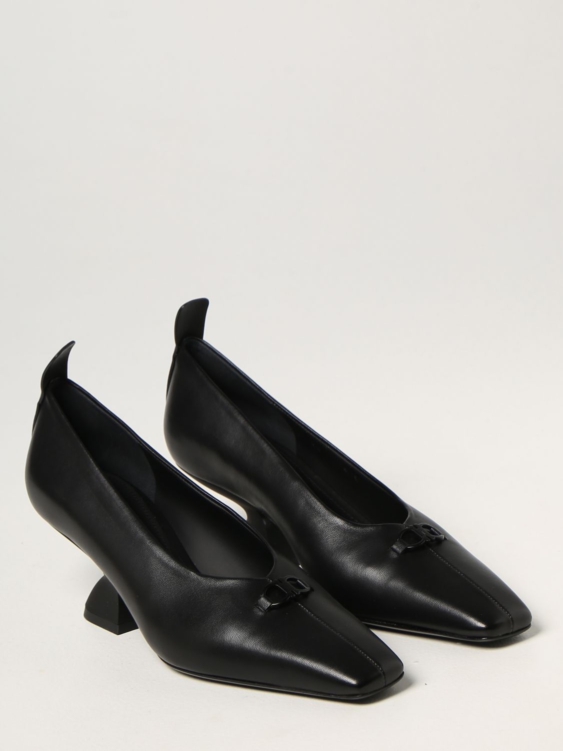 Court shoes Salvatore Ferragamo: Salvatore Ferragamo court shoes in lamb nappa black 2