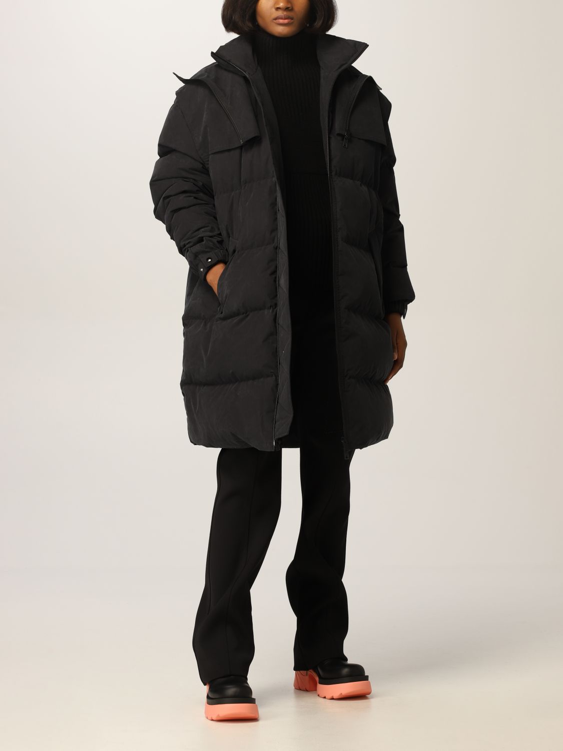 Womens Clothing Coats Parka coats Bottega Veneta Synthetic Parka in Black 