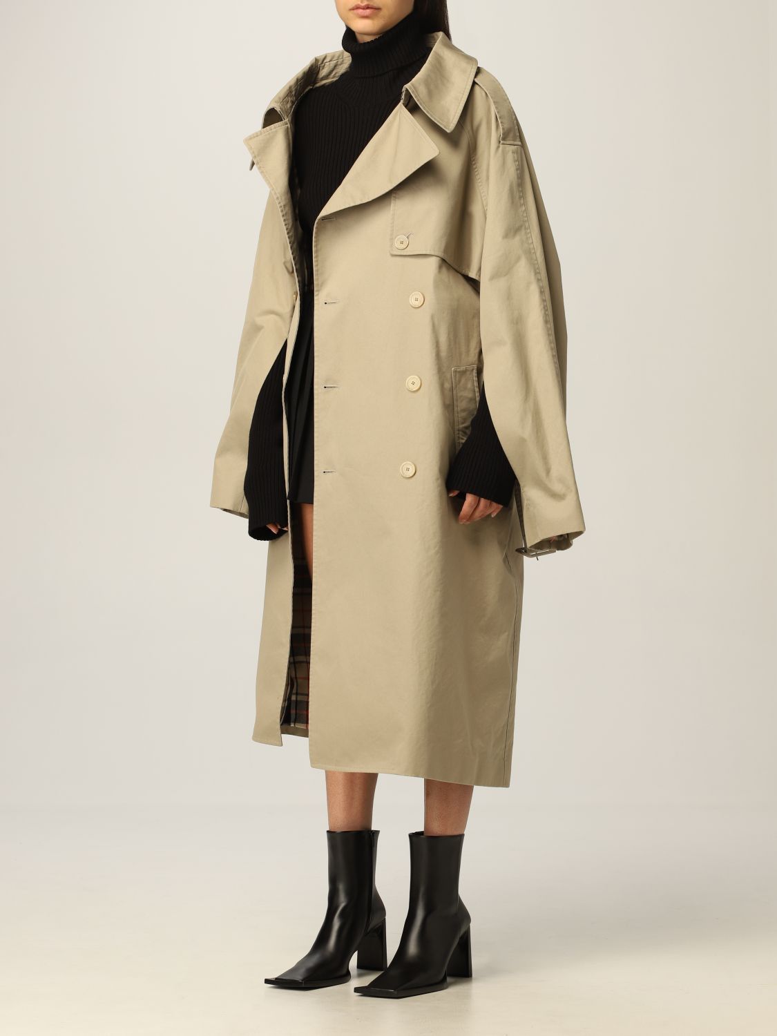 Balenciaga Outlet Cocoon trench coat in waterproof cotton with contrast  piping  Beige  Balenciaga coat 607491 TAP01 online on GIGLIOCOM