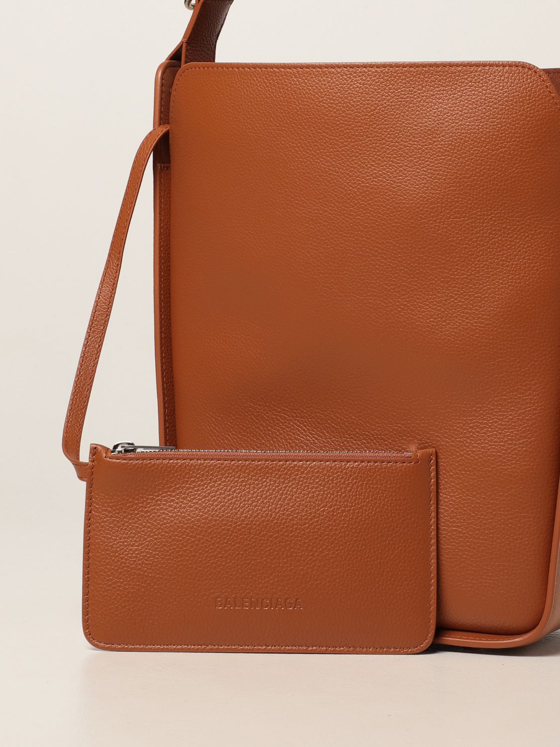 Handbag Balenciaga: Balenciaga N-S S Tote bag in grained leather camel 4