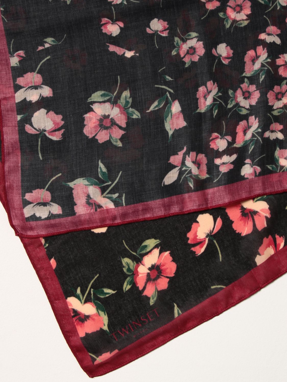 Scarf Twinset: Twin-set kefia with floral pattern black 3