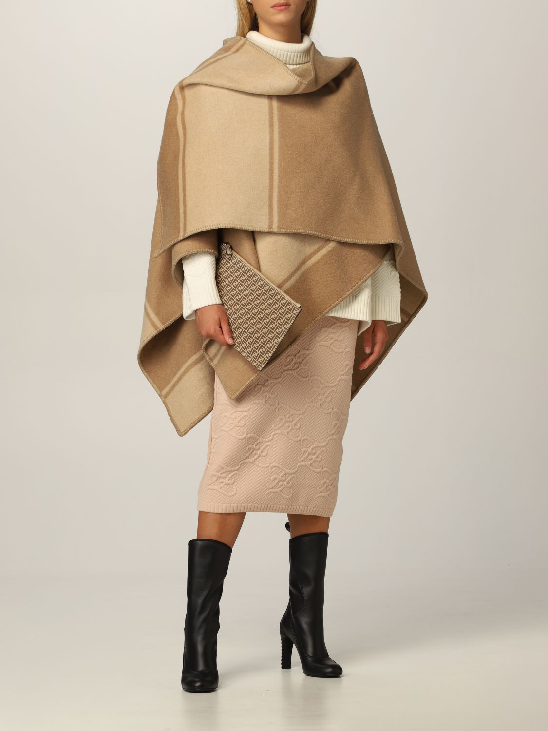 Cloak Fendi: Fendi cape in wool and cashmere camel 2
