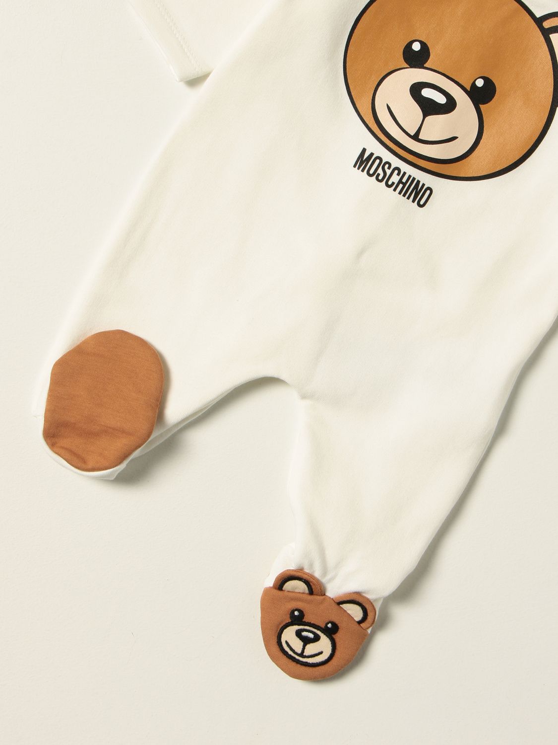 Pack Moschino Baby: Moschino Baby footed romper + hat set white 3