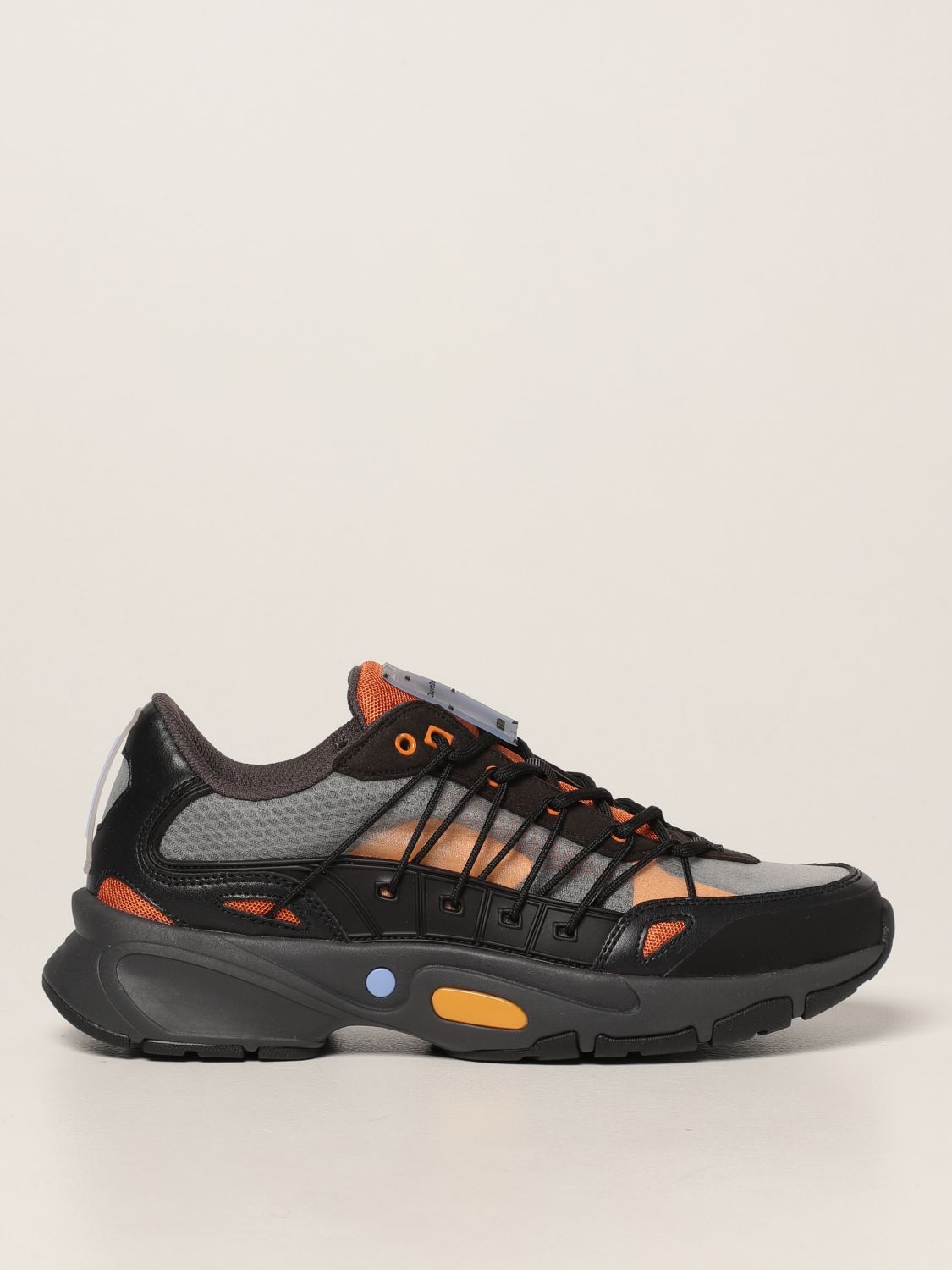 MCQ: Aratana Breathe sneakers by - Black | Mcq sneakers 668762 R2785 online on GIGLIO.COM