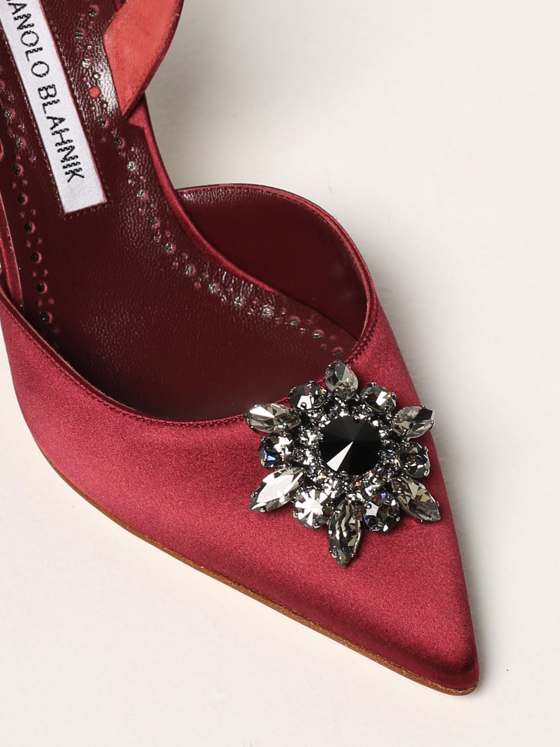 MANOLO BLAHNIK: Cassinasli slingbacks 
