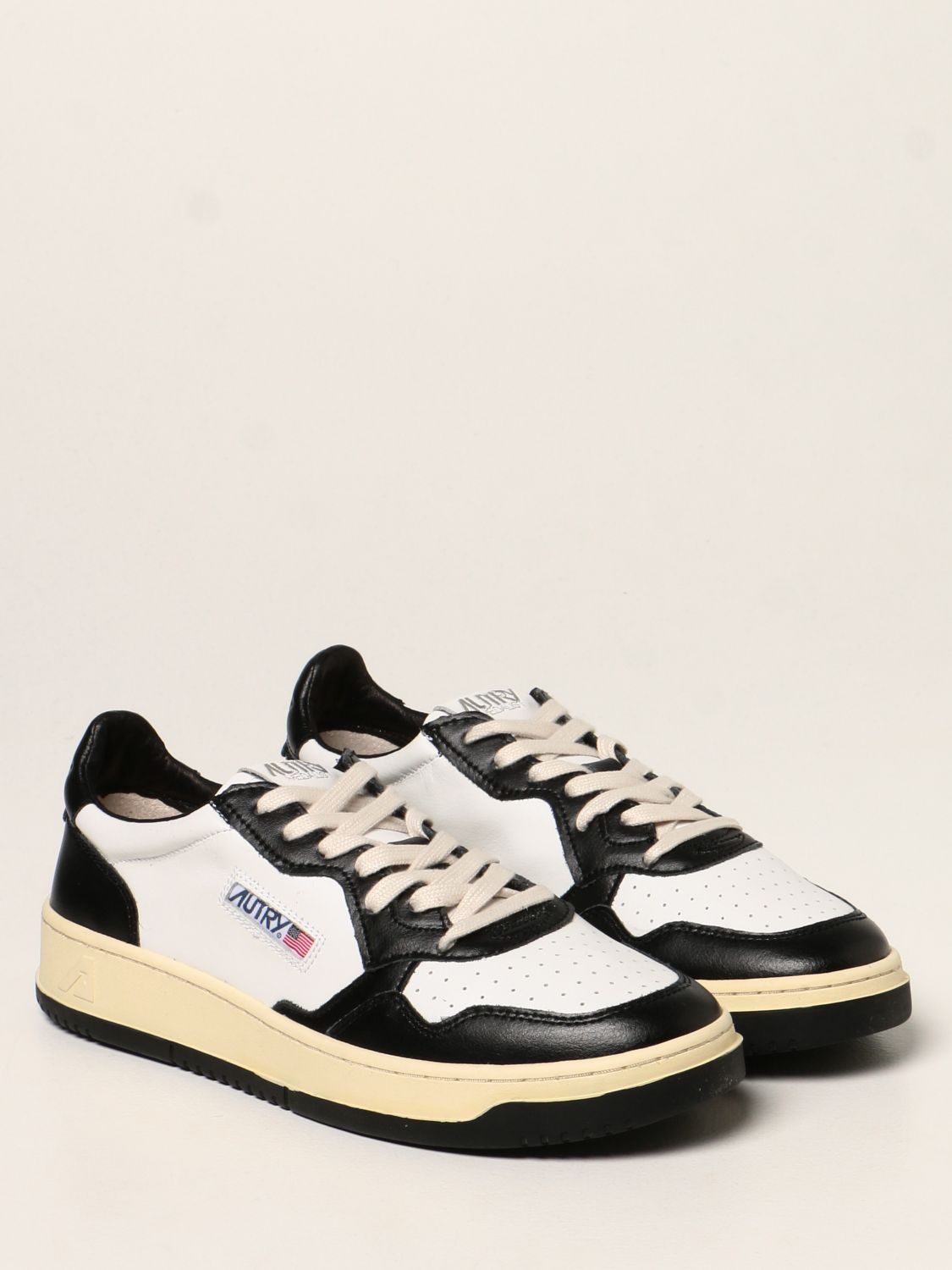 AUTRY: sneakers in bicolor leather - White | Autry sneakers AULMWB01 ...