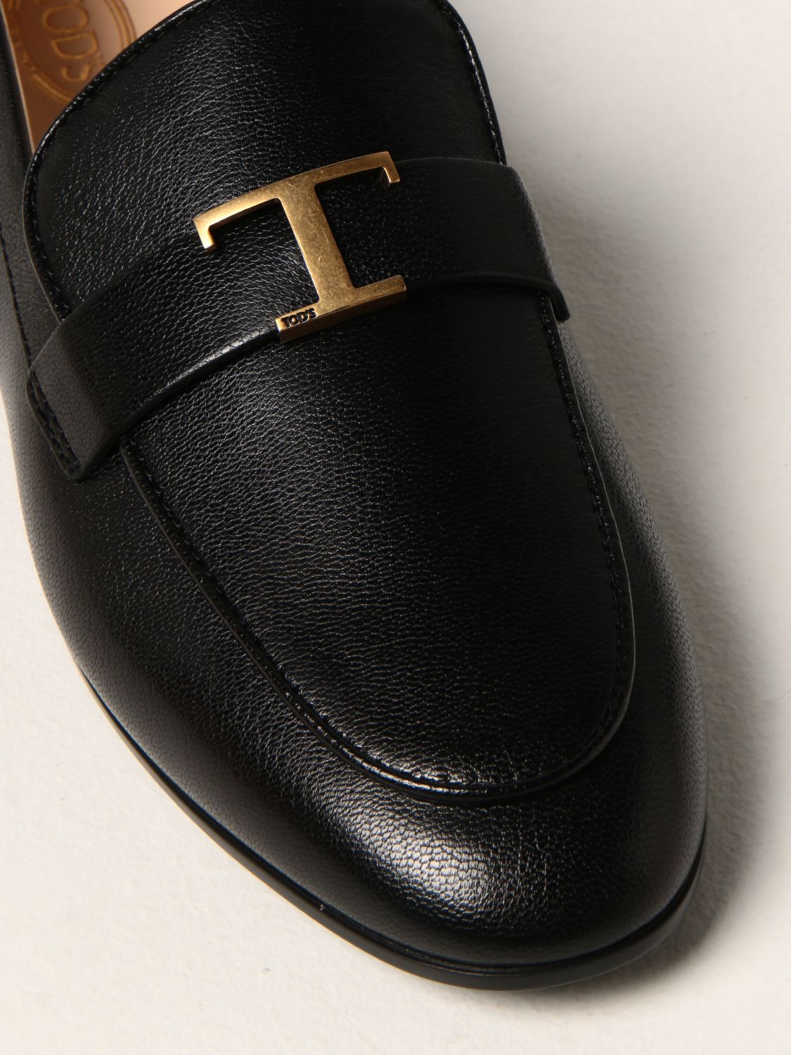 Мокасины Tod's: Обувь Женское Tod's черный 4