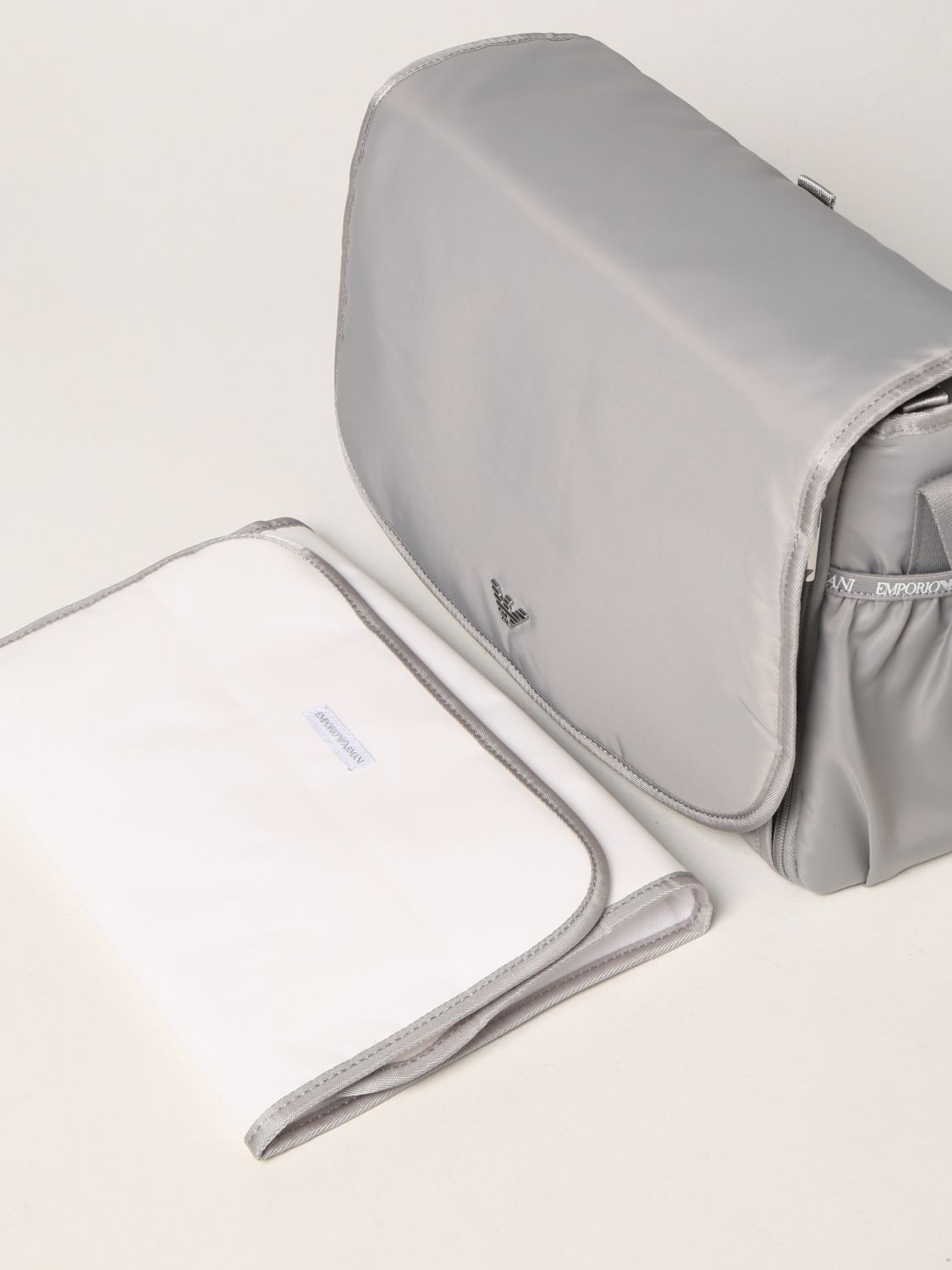 Vari per corredo Emporio Armani: Diaper bag Emporio Armani in nylon con logo grigio 3