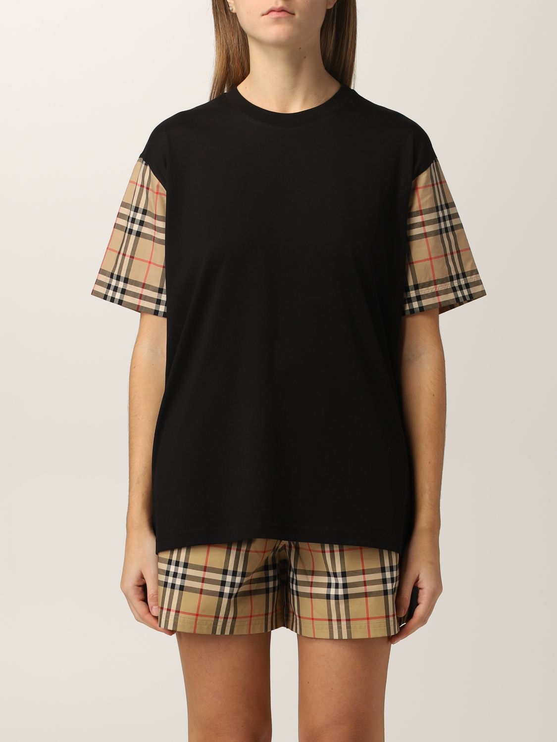 Burberry Cotton Check-pocket T-shirt in Black Womens Clothing Tops T-shirts Save 37% 