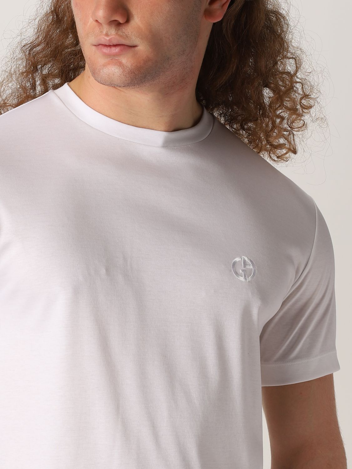 T-shirt Giorgio Armani: T-shirt Giorgio Armani con logo ricamato bianco 5