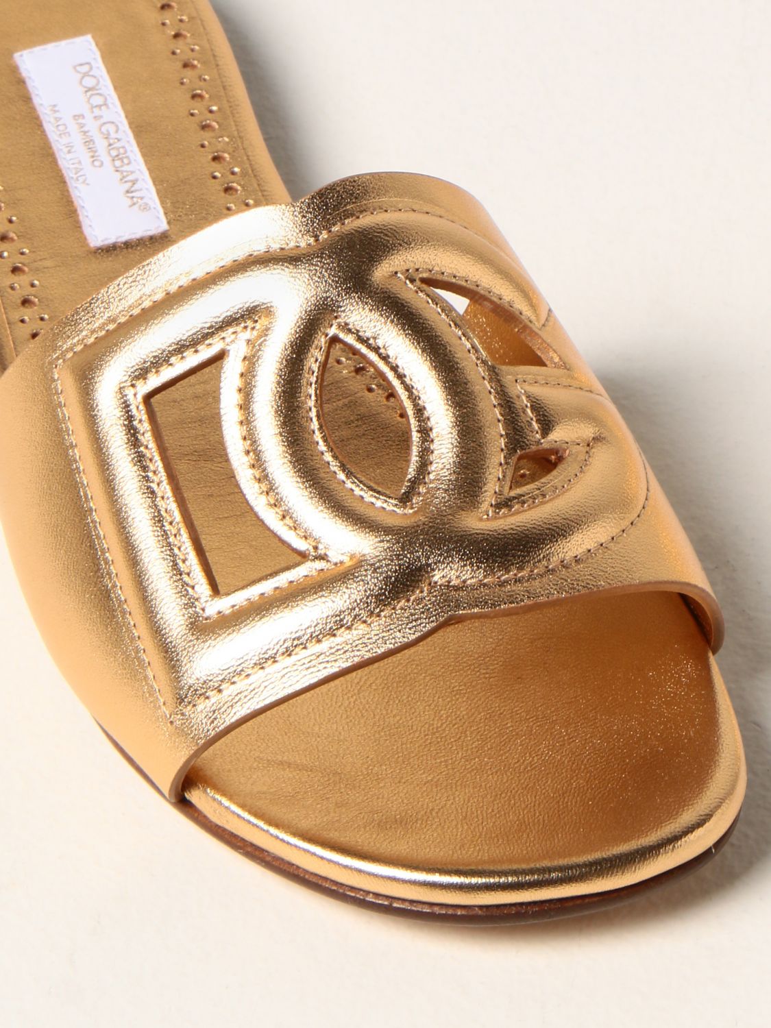 DOLCE & Sandalia tipo en piel laminada, Oro | Zapatos Dolce & Gabbana D11032A5439 en línea en