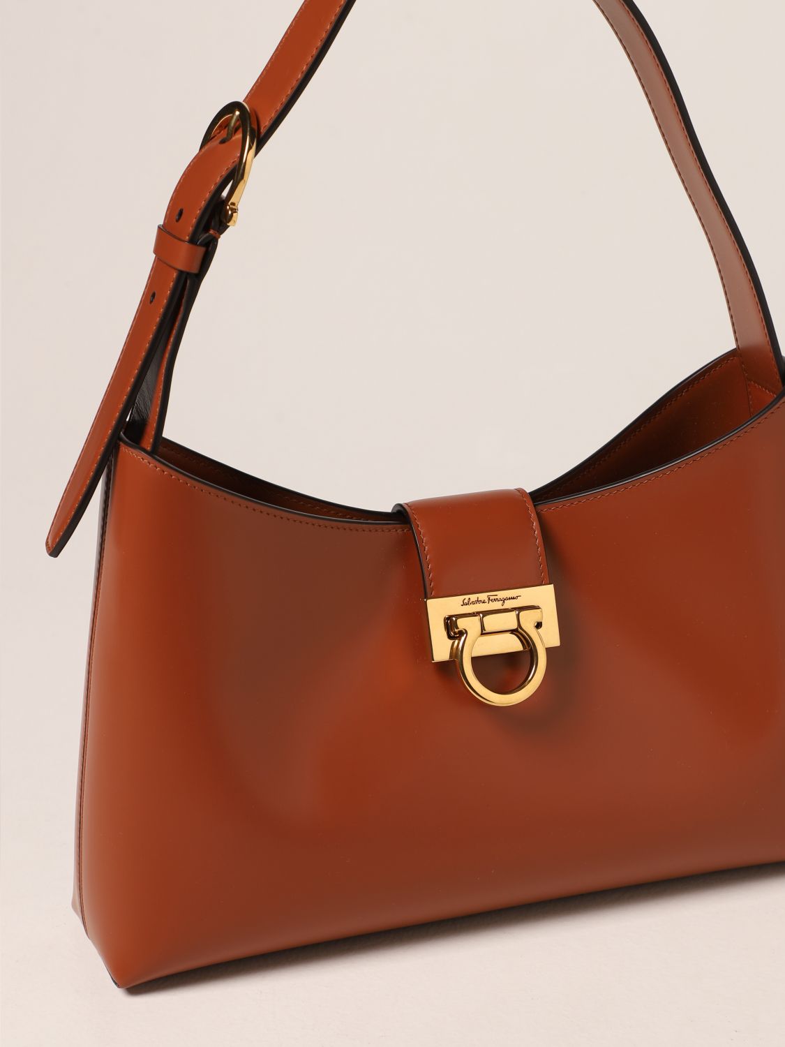 SALVATORE FERRAGAMO: Trifolio leather shoulder bag - Leather ...