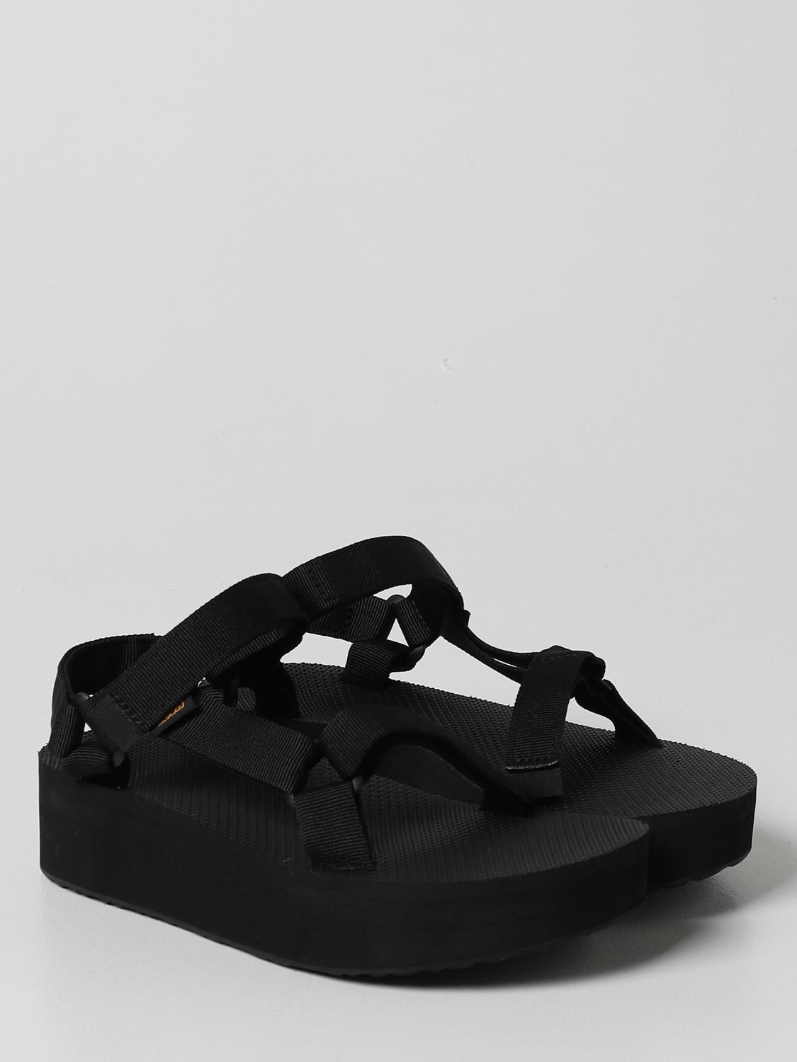 teva flat