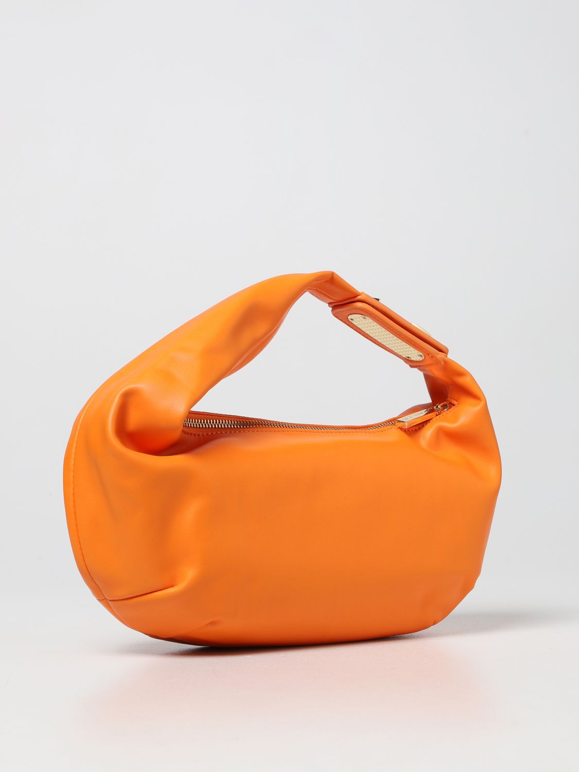 Isabelle Chiara Ferragni: Hermes orange Birkin or Kelly bag? Best selection  ever at @良时 李 & Co pop-up store in 12 Wooster st Check their #birkinbar  #lxrsoho #…