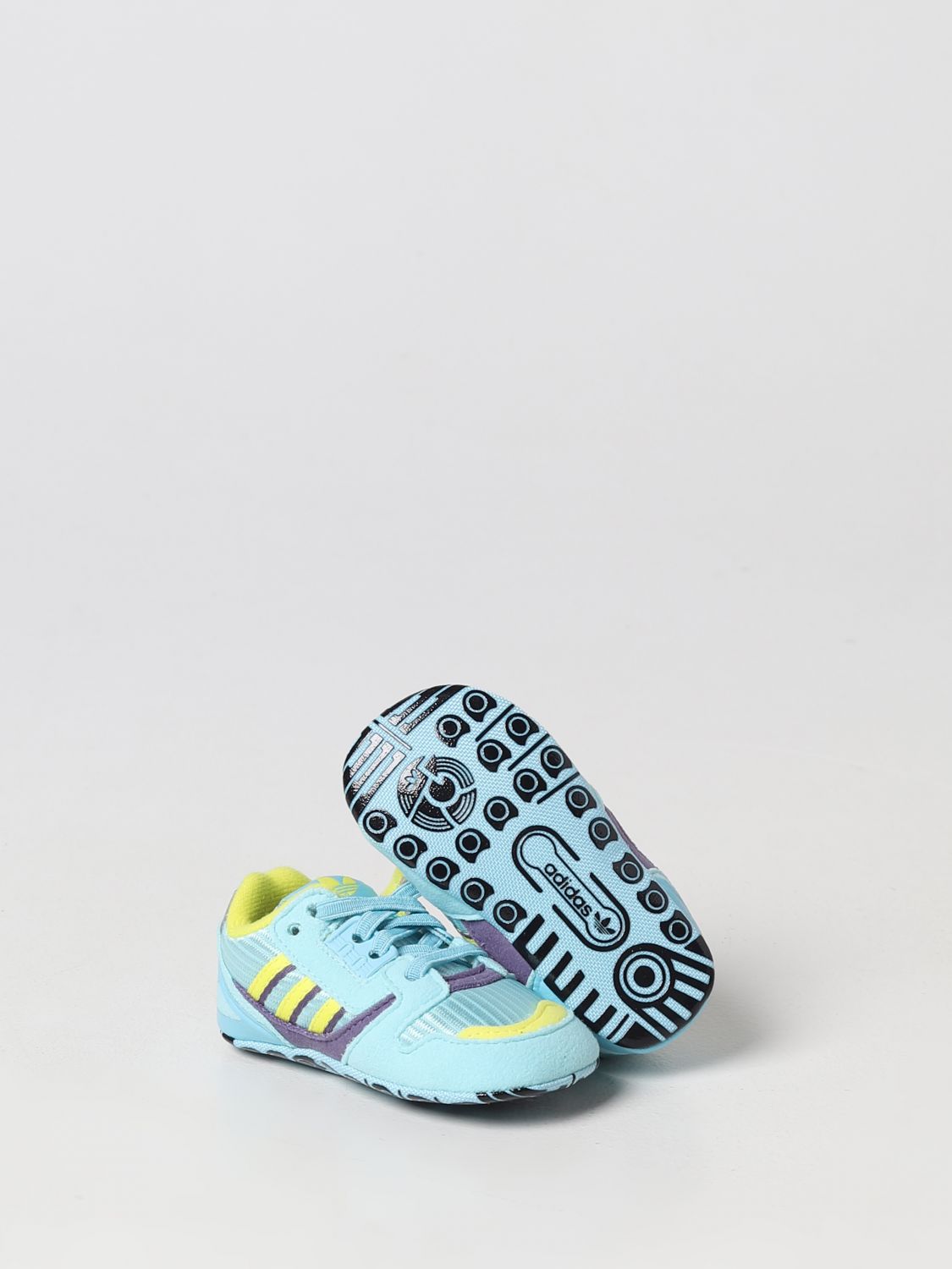 ADIDAS ORIGINALS: Zapatos para Azul Claro | Adidas Originals GX5311 en línea en GIGLIO.COM