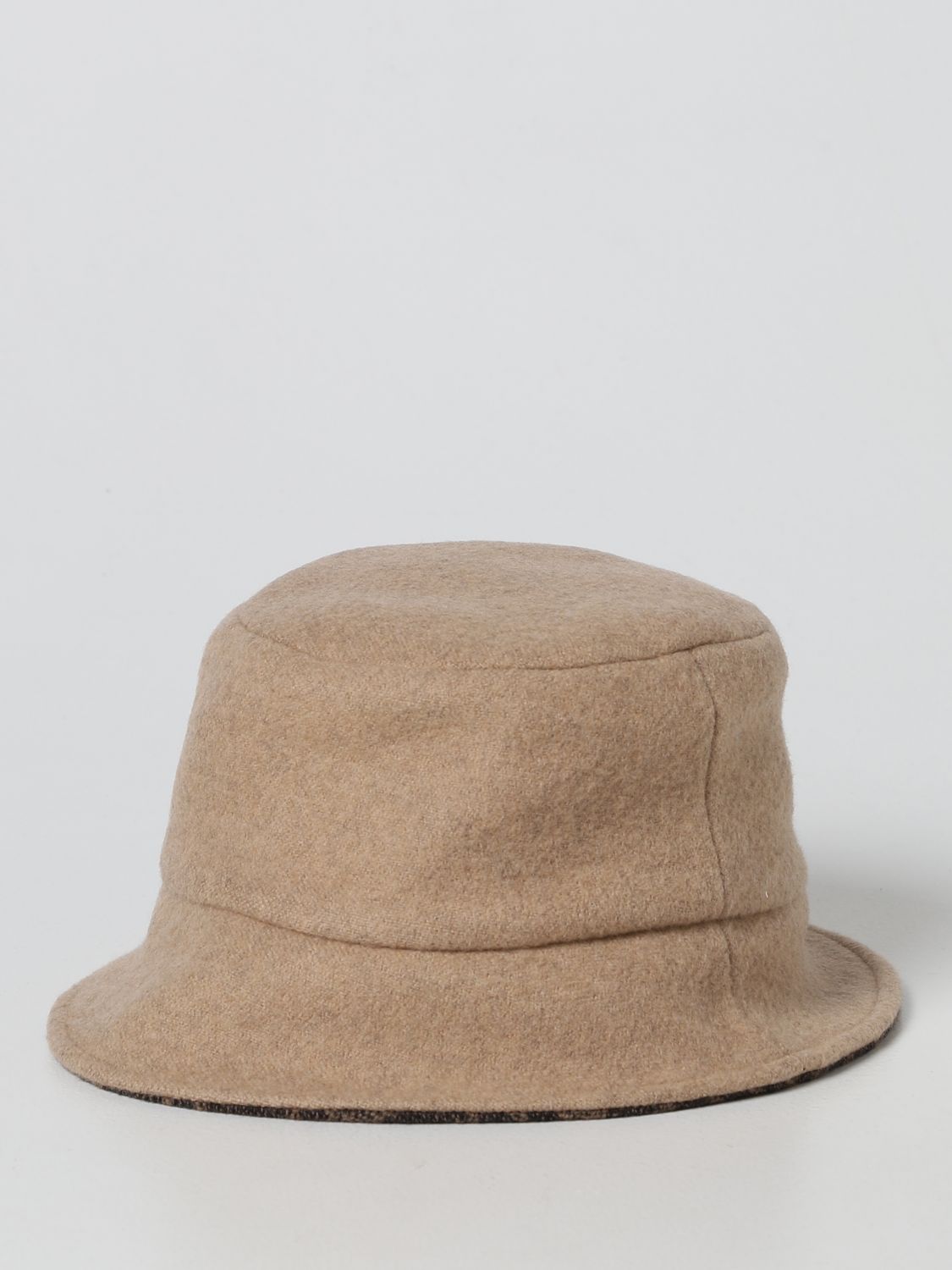 Fendi hat for woman