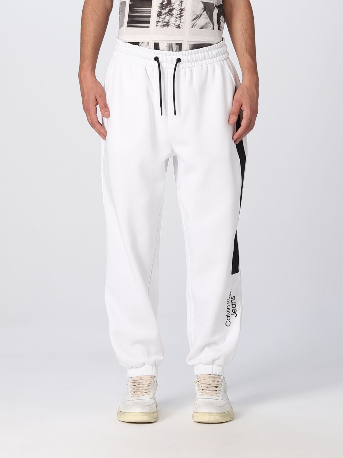 CALVIN KLEIN JEANS: trousers for men - White | Calvin Klein Jeans trousers  J30J322045 online on 
