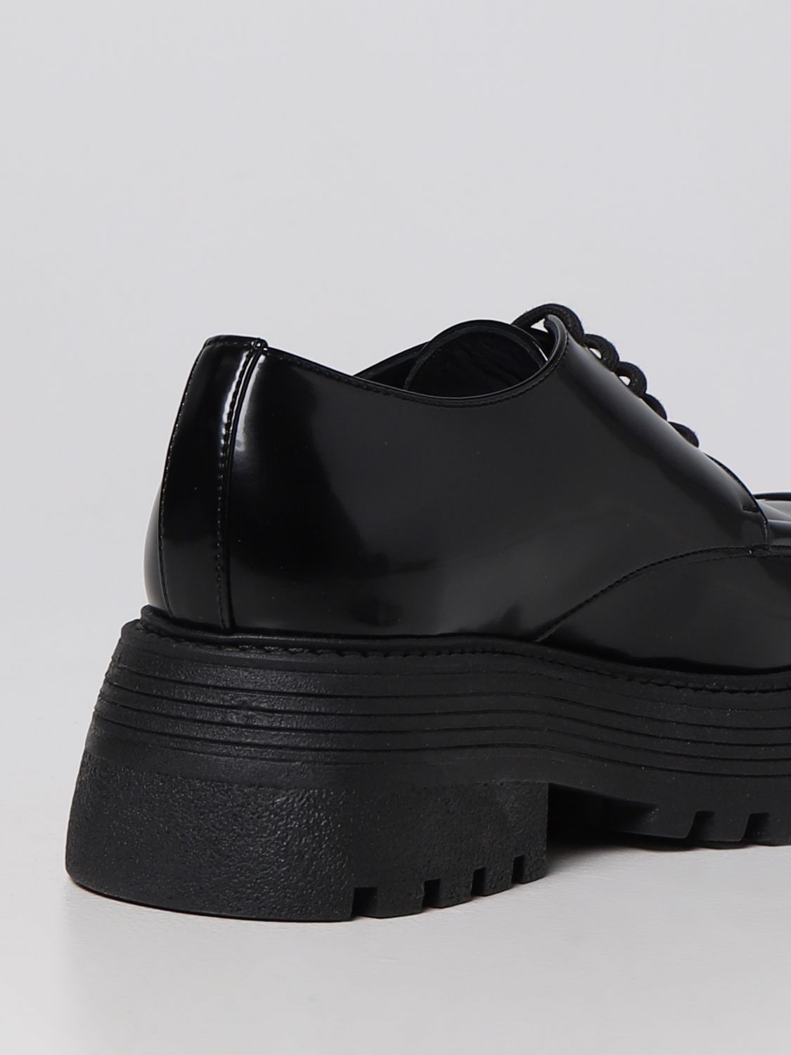 Chiara Ferragni Outlet: oxford shoes for woman - Black | Chiara Ferragni  oxford shoes CF3033 online on 