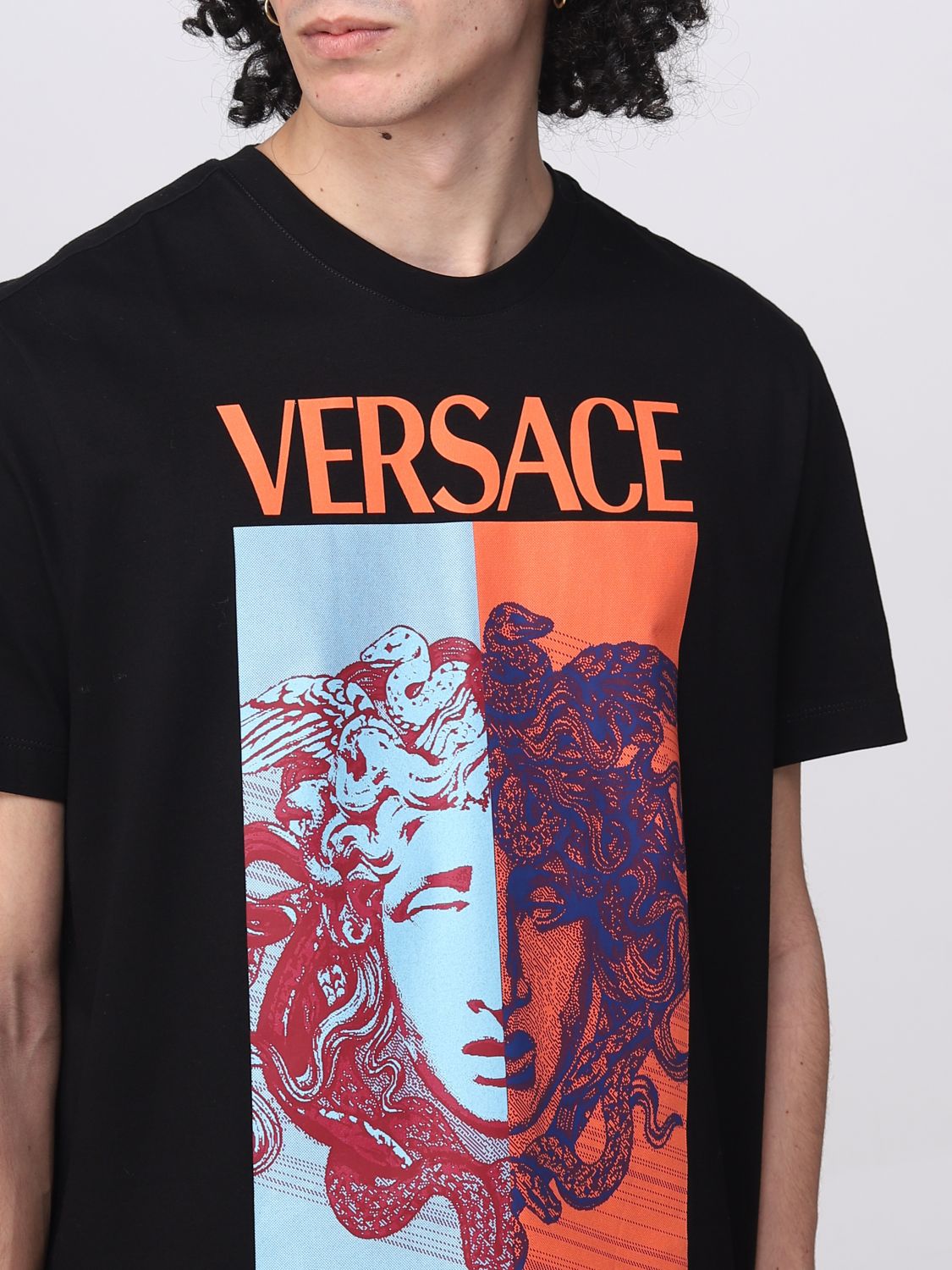 Versaceアウトレット：Tシャツ メンズ - ブラック | GIGLIO.COM