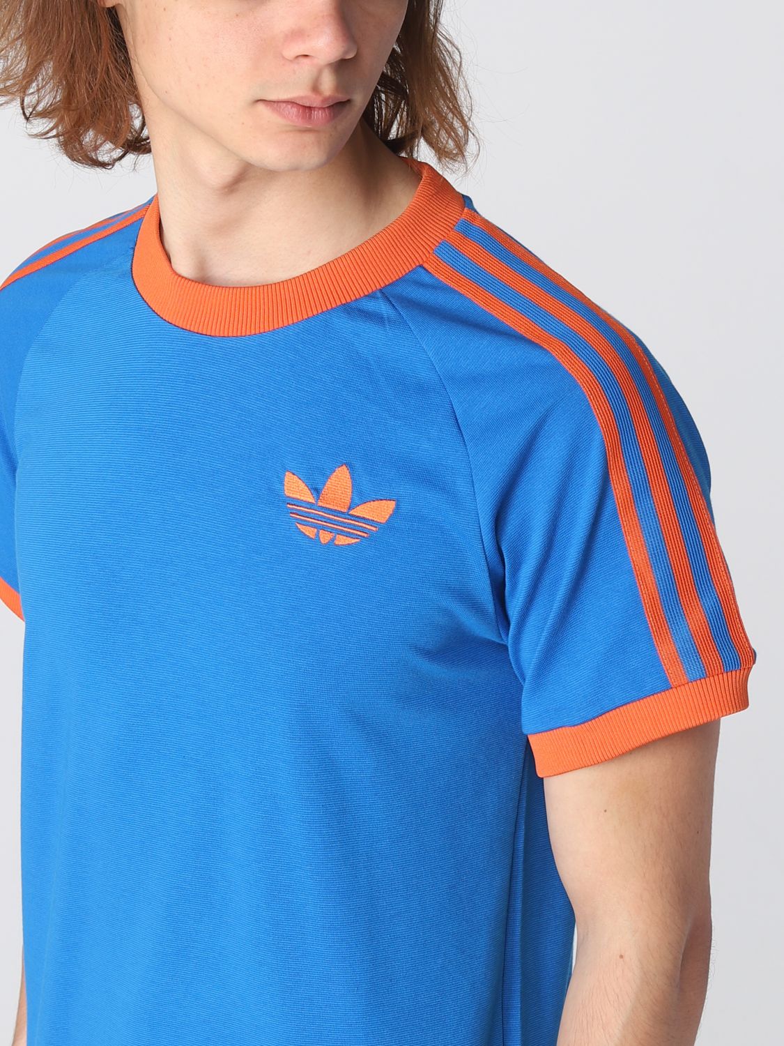 Nueve A fondo acortar ADIDAS ORIGINALS: Camiseta para hombre, Azul Oscuro | Camiseta Adidas  Originals IP6971 en línea en GIGLIO.COM