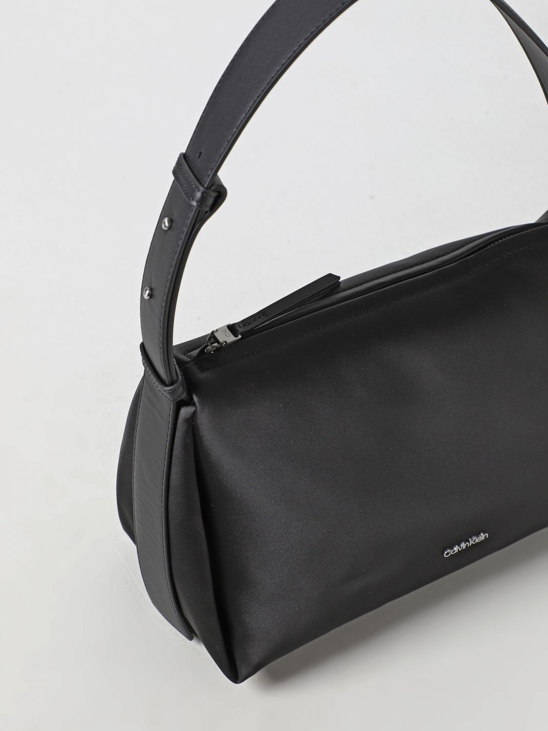 CALVIN KLEIN: shoulder bag for woman - Black | Calvin Klein shoulder ...