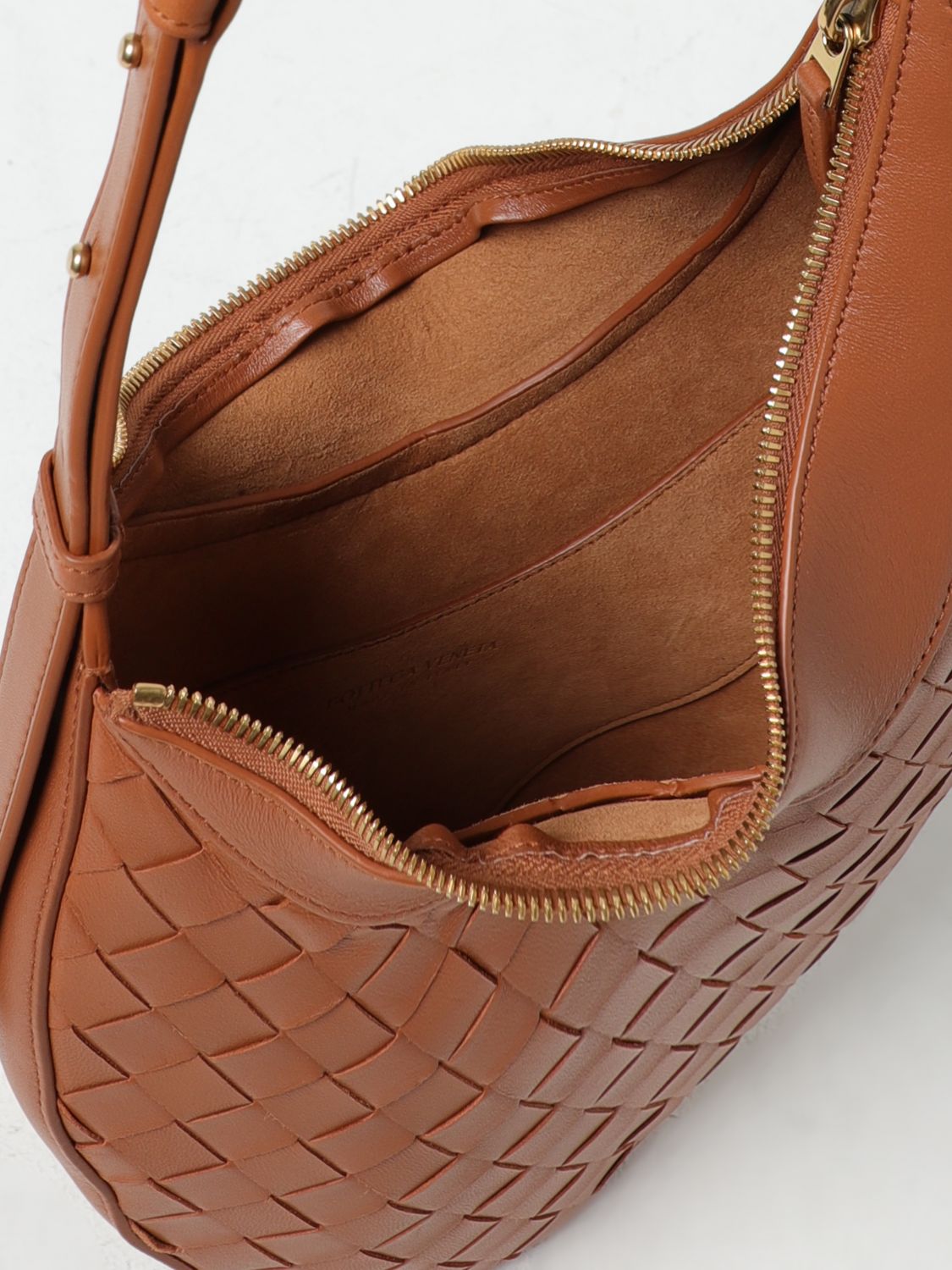 BOTTEGA VENETA: women's shoulder bag - Leather  Bottega Veneta shoulder  bag 755074VCPP1 online at