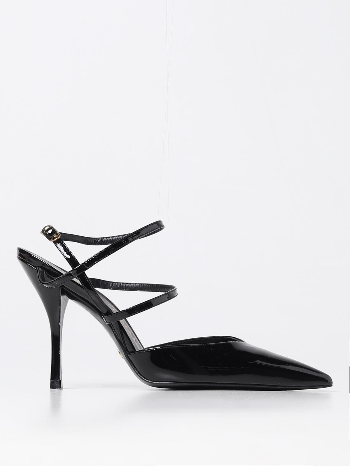 Stuart Weitzman 100mm Strapeze Patent Leather Pumps In Black
