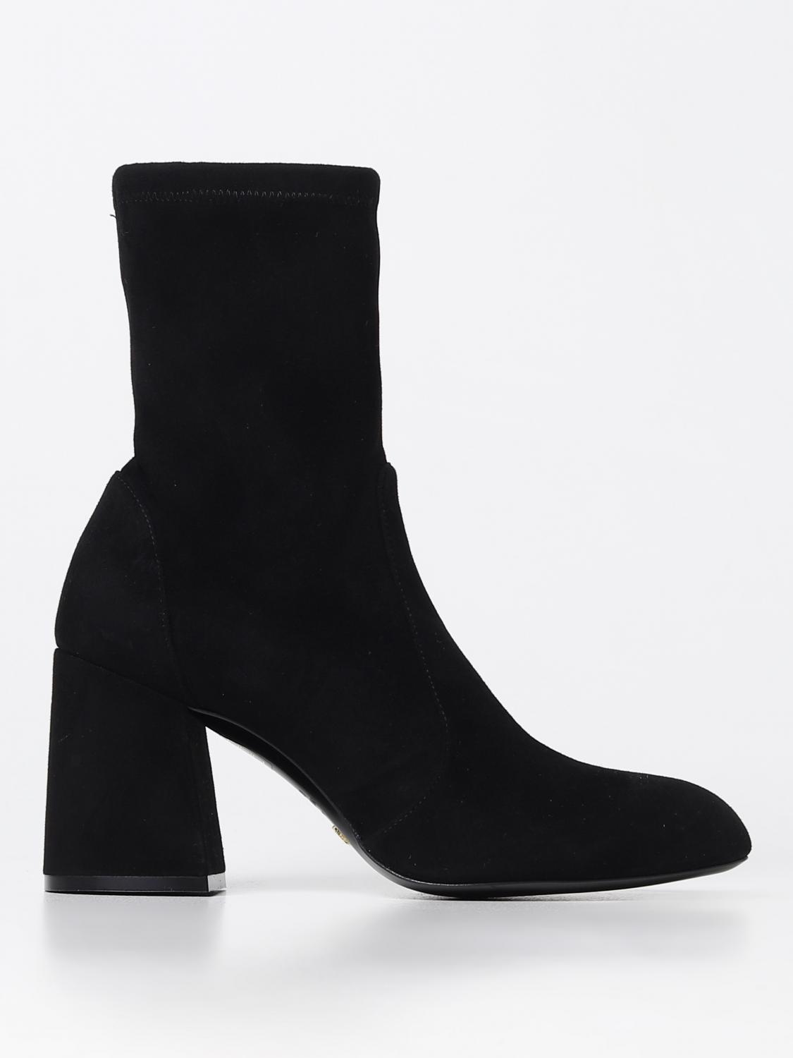Stuart Weitzman Flareblock Ankle Boots In Black