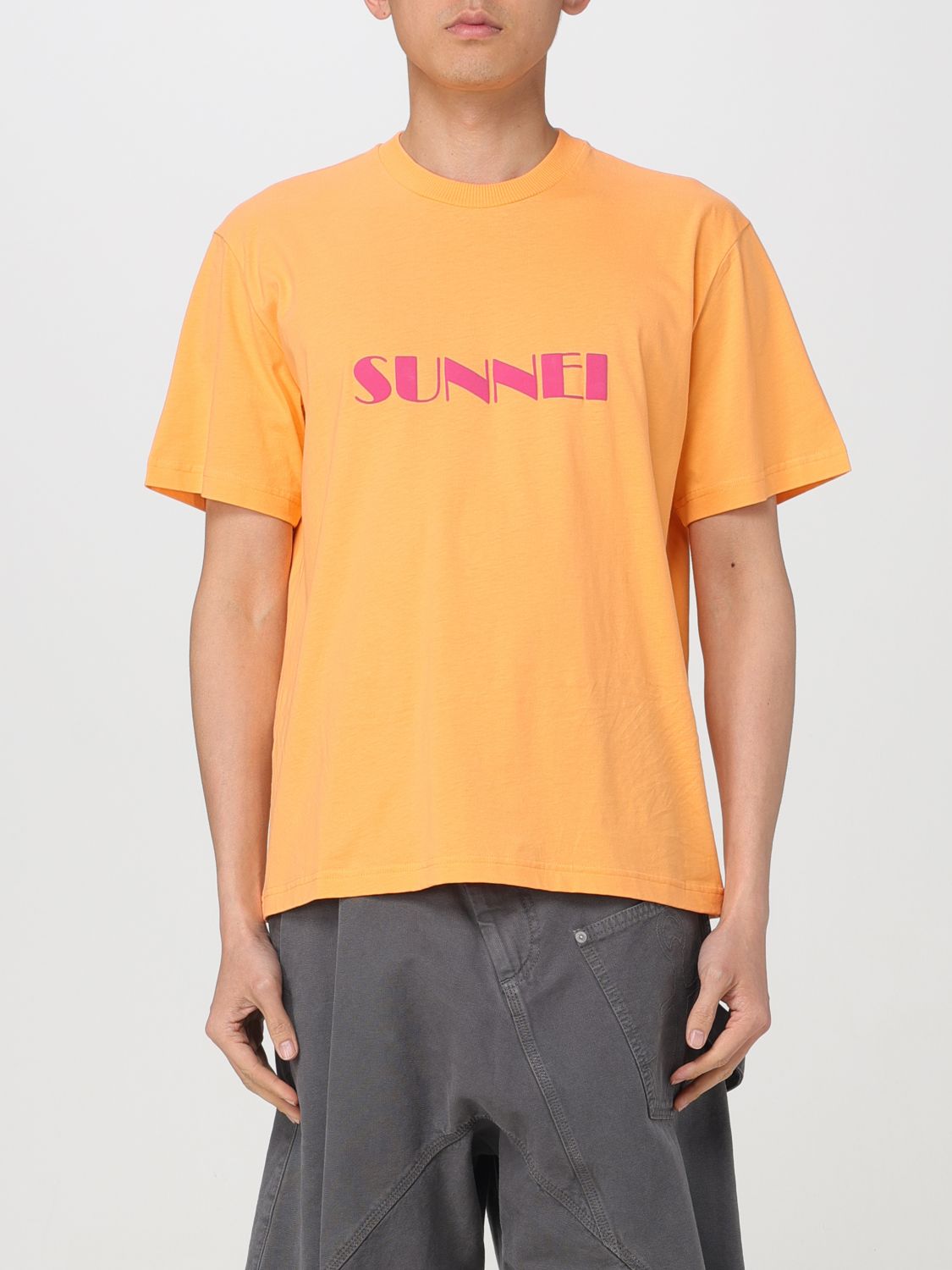 Sunnei T-shirt  Men Color Peach