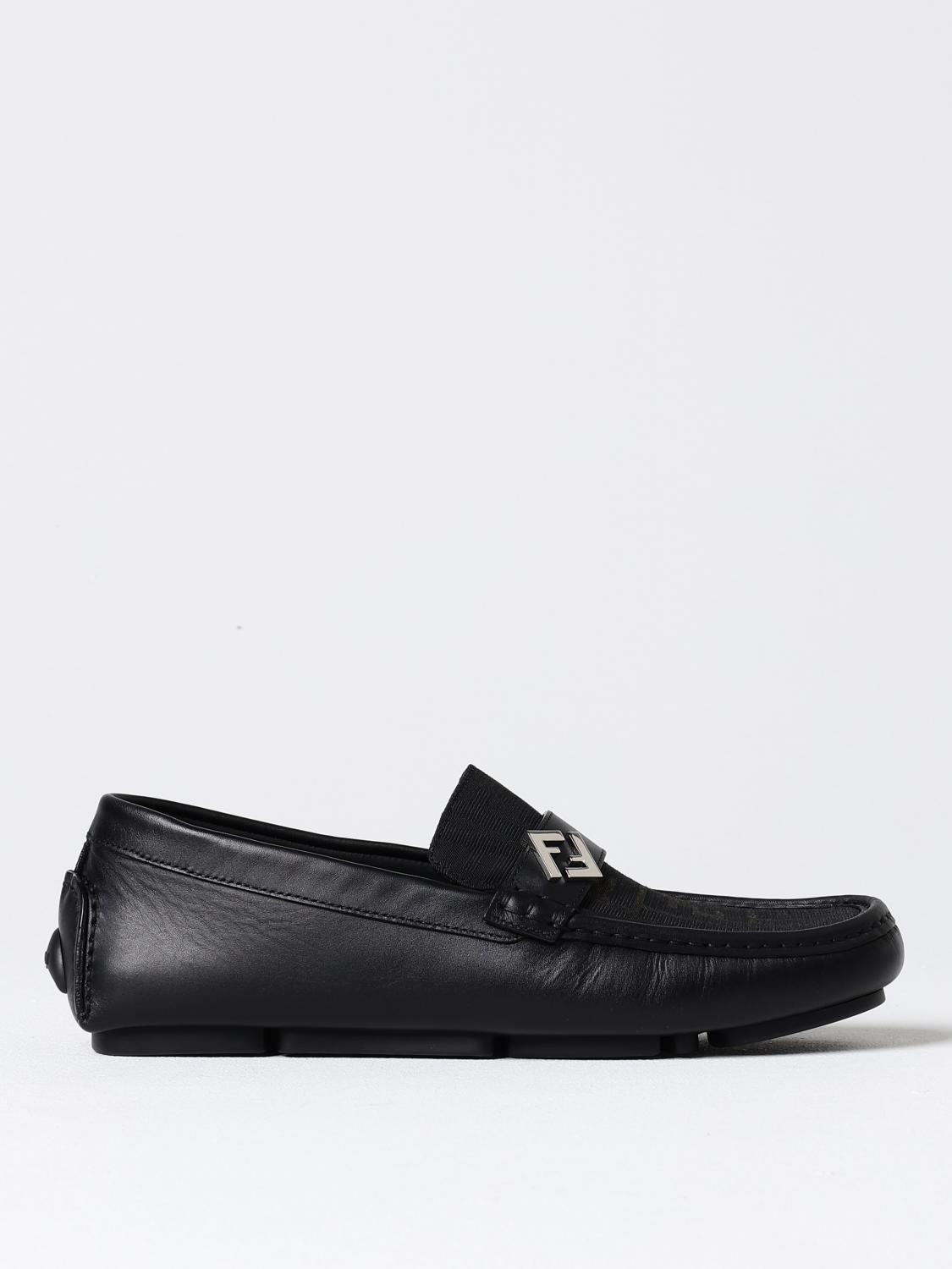 Fendi Round Toe Textured Leather Loafers In Black