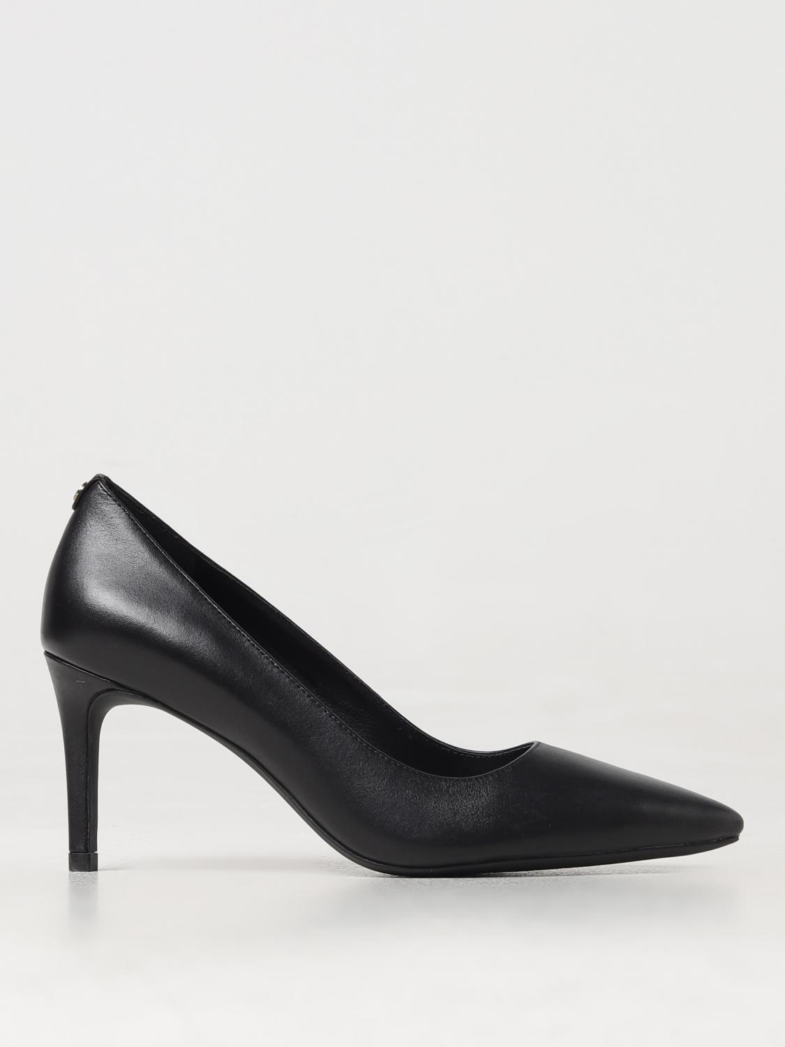 Michael Kors Lace-up Flat Shoes With Elegant Design And Modern Appeal In Black